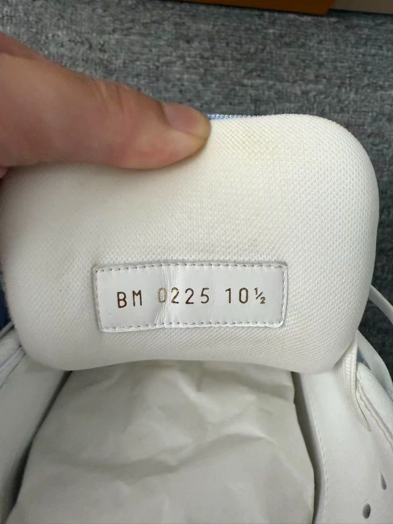 Louis Vuitton Louis Vuitton Trainer's New Blue Velcro shoes Size US 11.5 / EU 44-45 - 6 Thumbnail
