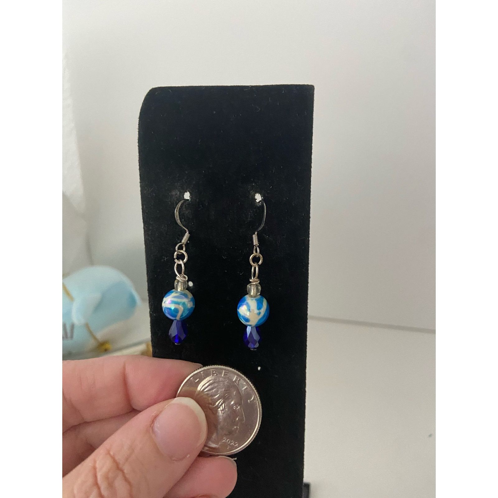 Handmade blue and white bead earrings Size ONE SIZE - 2 Thumbnail