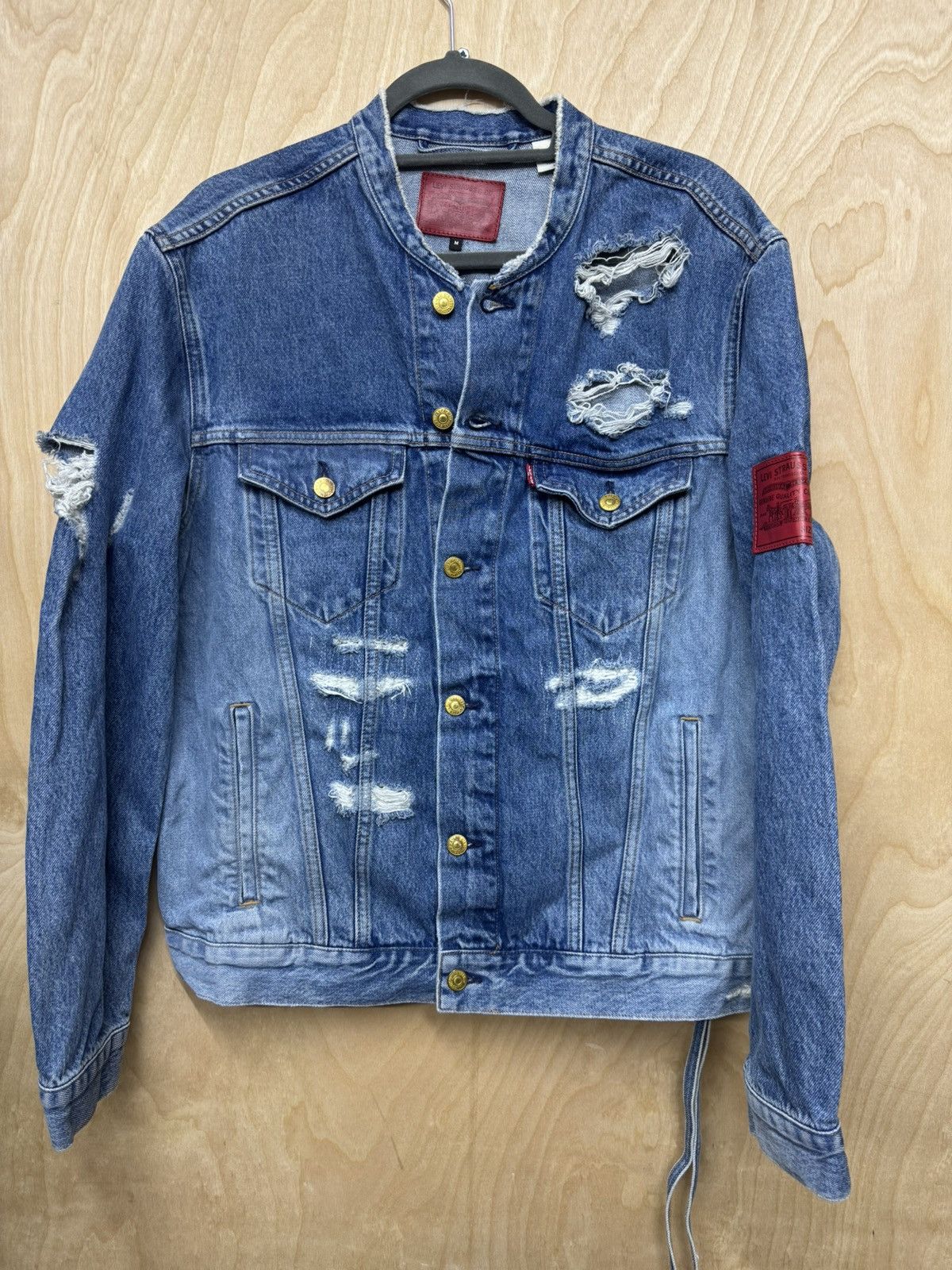 Kith x Levis Strawberry Fields Trucker Jacket Washed Blue