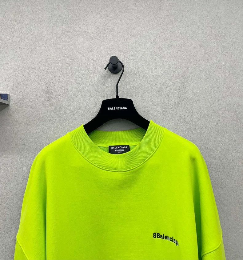 Balenciaga Balenciaga Apple green sweater Size US S / EU 44-46 / 1 - 4 Thumbnail