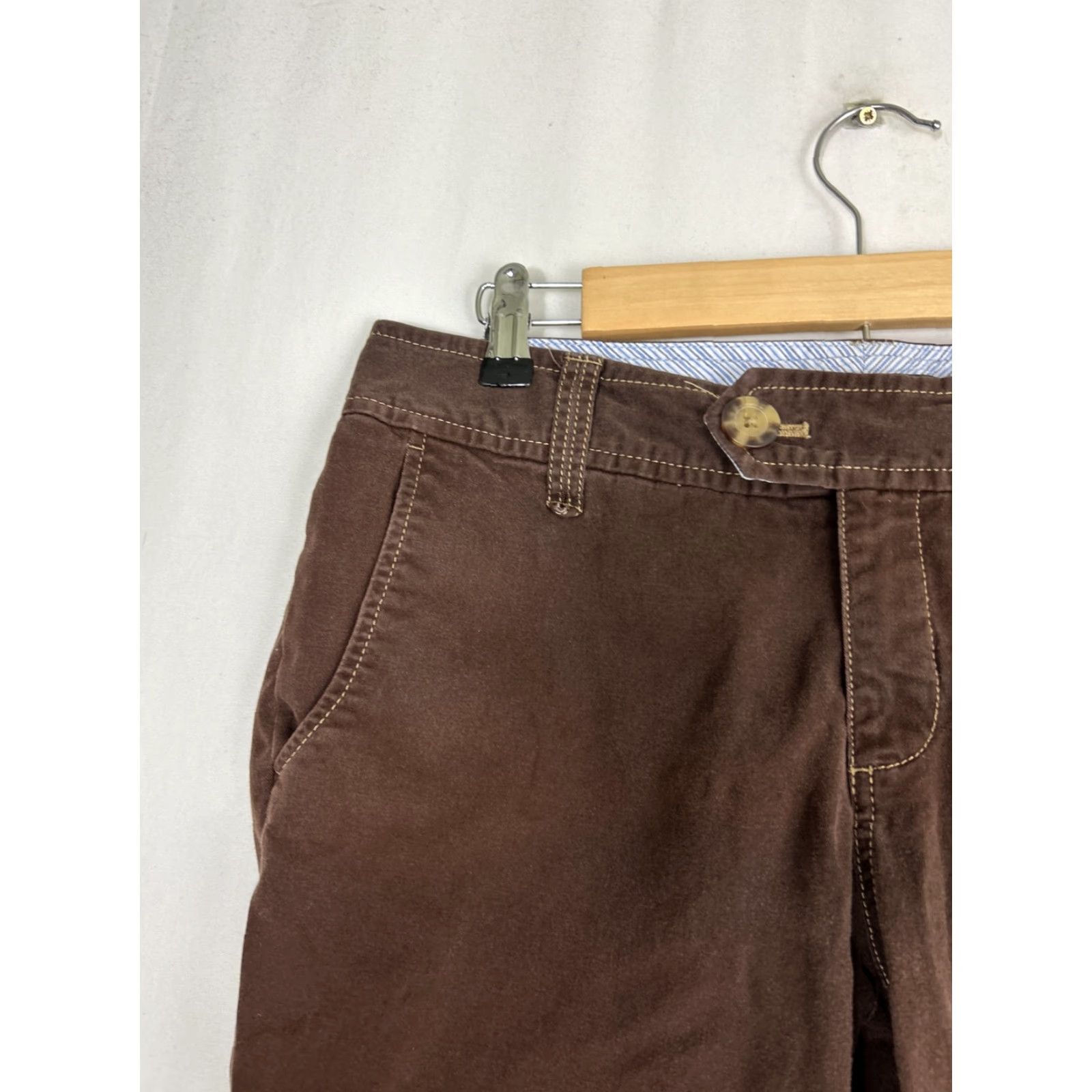 Eddie Bauer Eddie Bauer Womens Shorts Chino Brown Cotton Spandex 32x12.5 Size 8 Regular Women's Boys? Size 30" / US 8 / IT 44 - 5 Thumbnail