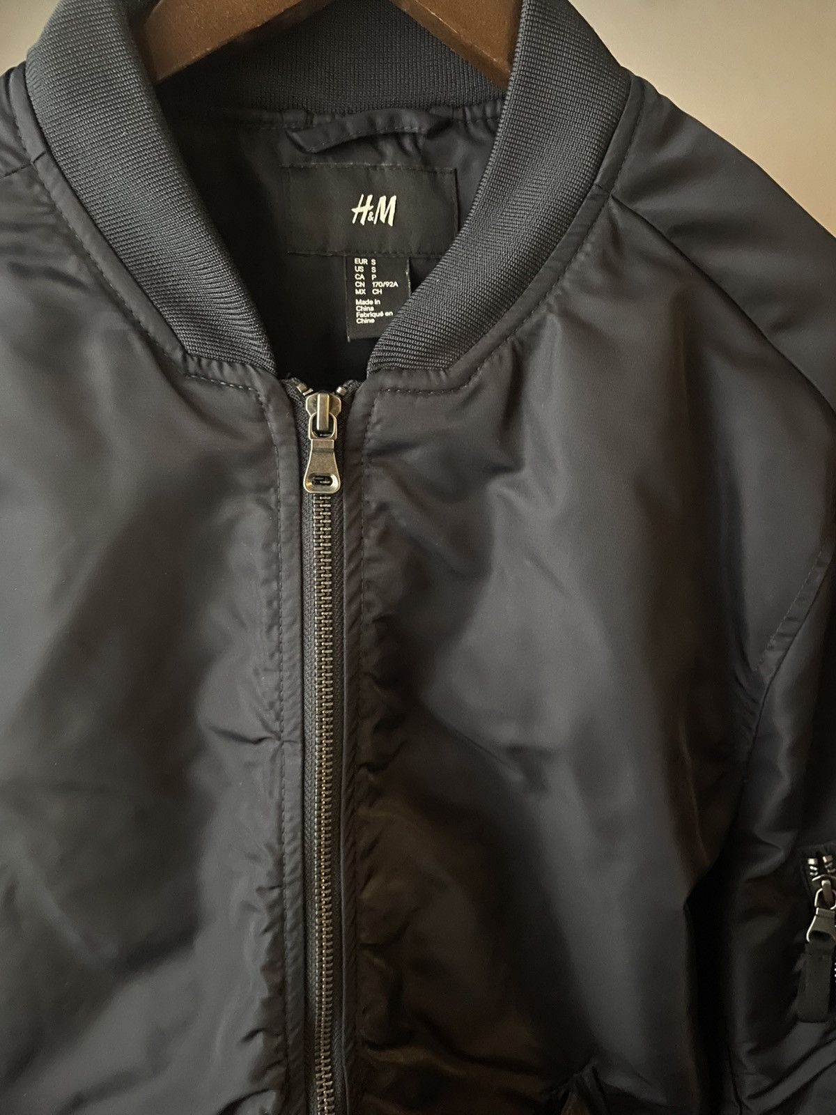 H&M H&M Navy Bomber Jacket Size US S / EU 44-46 / 1 - 3 Thumbnail