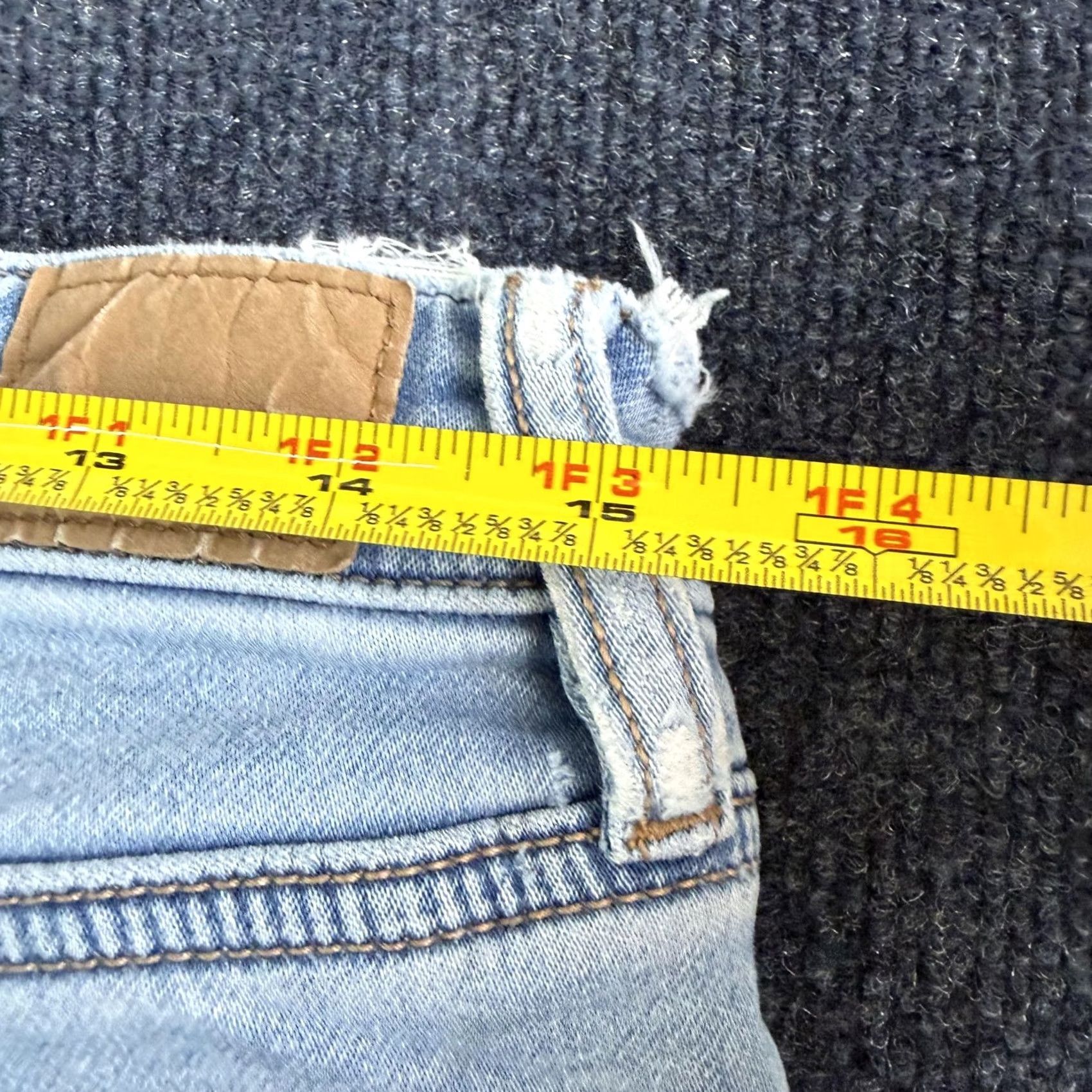 American Eagle Outfitters VINTAGE American Eagle Outfitters Skinny Jeans Womens 12 Light Blue Distressed Denim Size 34" / US 12 / IT 48 - 7 Thumbnail