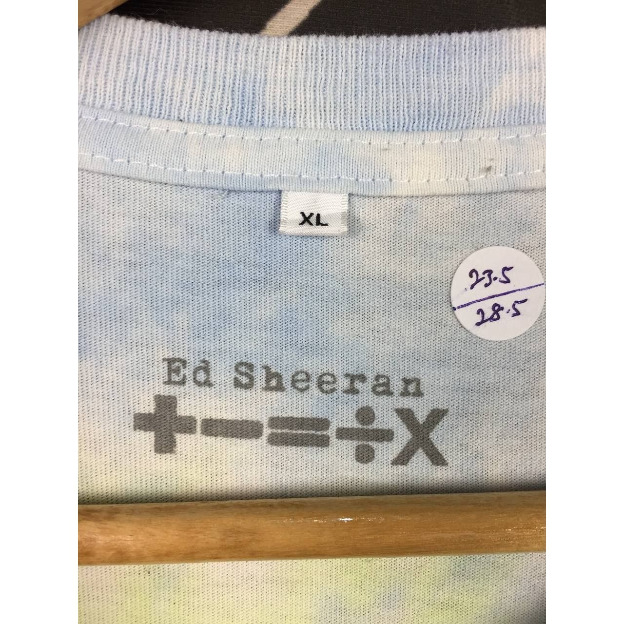 Band Tees × Vintage Ed Sheeran Mathematics Tour Butterfly Graphic Tie Dye Tee Size US XL / EU 56 / 4 - 6 Thumbnail
