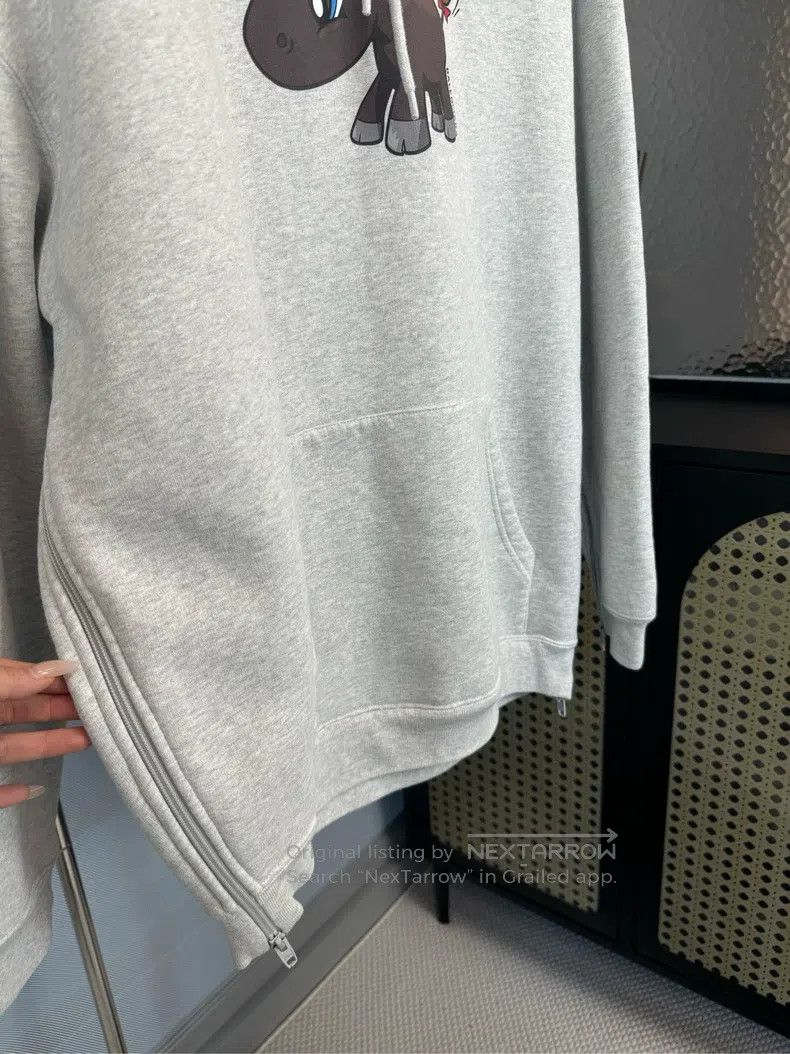Balenciaga Balenciaga Gray Cartoon Calf Pattern Zip Hoodie Size US S / EU 44-46 / 1 - 4 Thumbnail