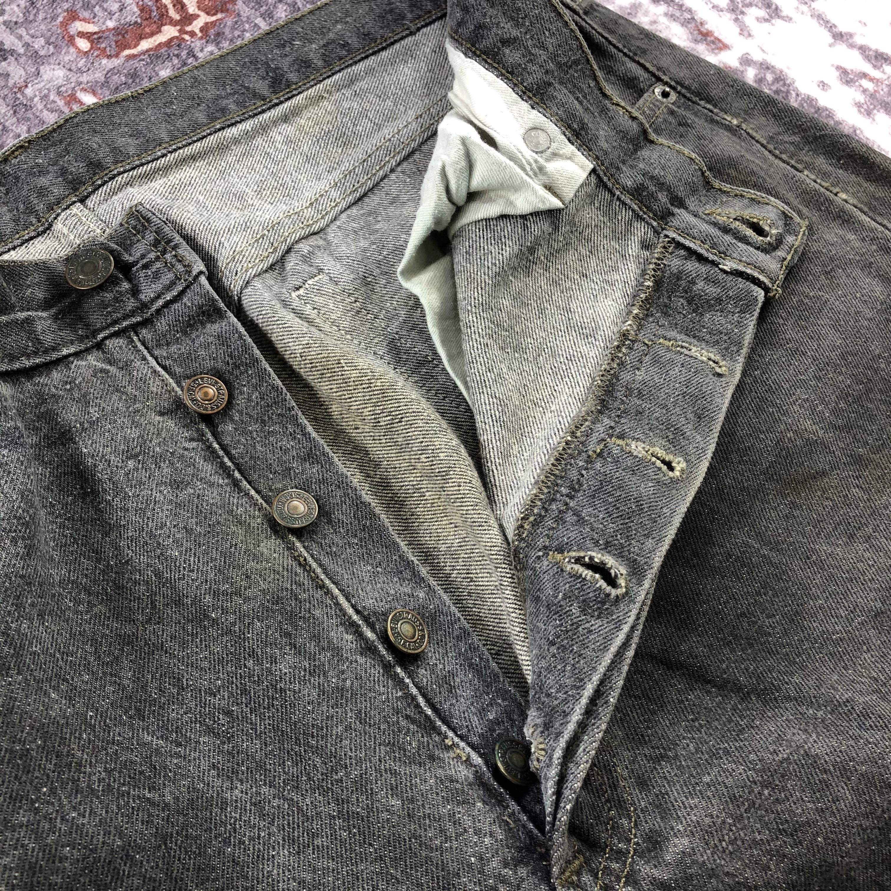 Levi's × Vintage 90s Vintage Levis 501 Faded Black Jeans-JM2339 Size US 38 / EU 54 - 11 Thumbnail