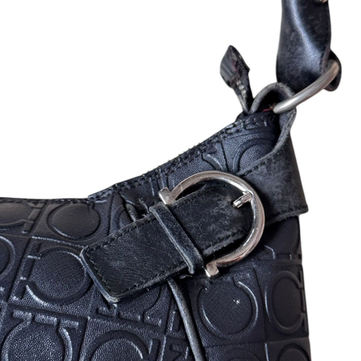 Salvatore Ferragamo Salvatore Ferragamo Black Gancini Leather Shoulder Bag Size ONE SIZE - 4 Thumbnail