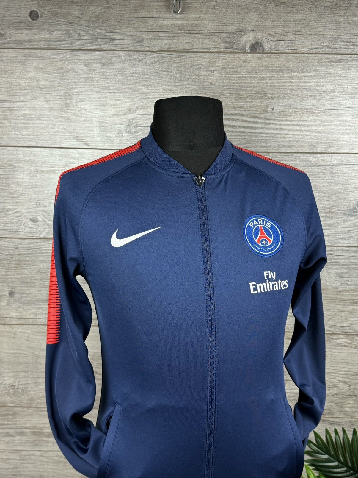 Nike Nike PSG Paris Saint Germain Bomber Size S Size US S / EU 44-46 / 1 - 2 Thumbnail