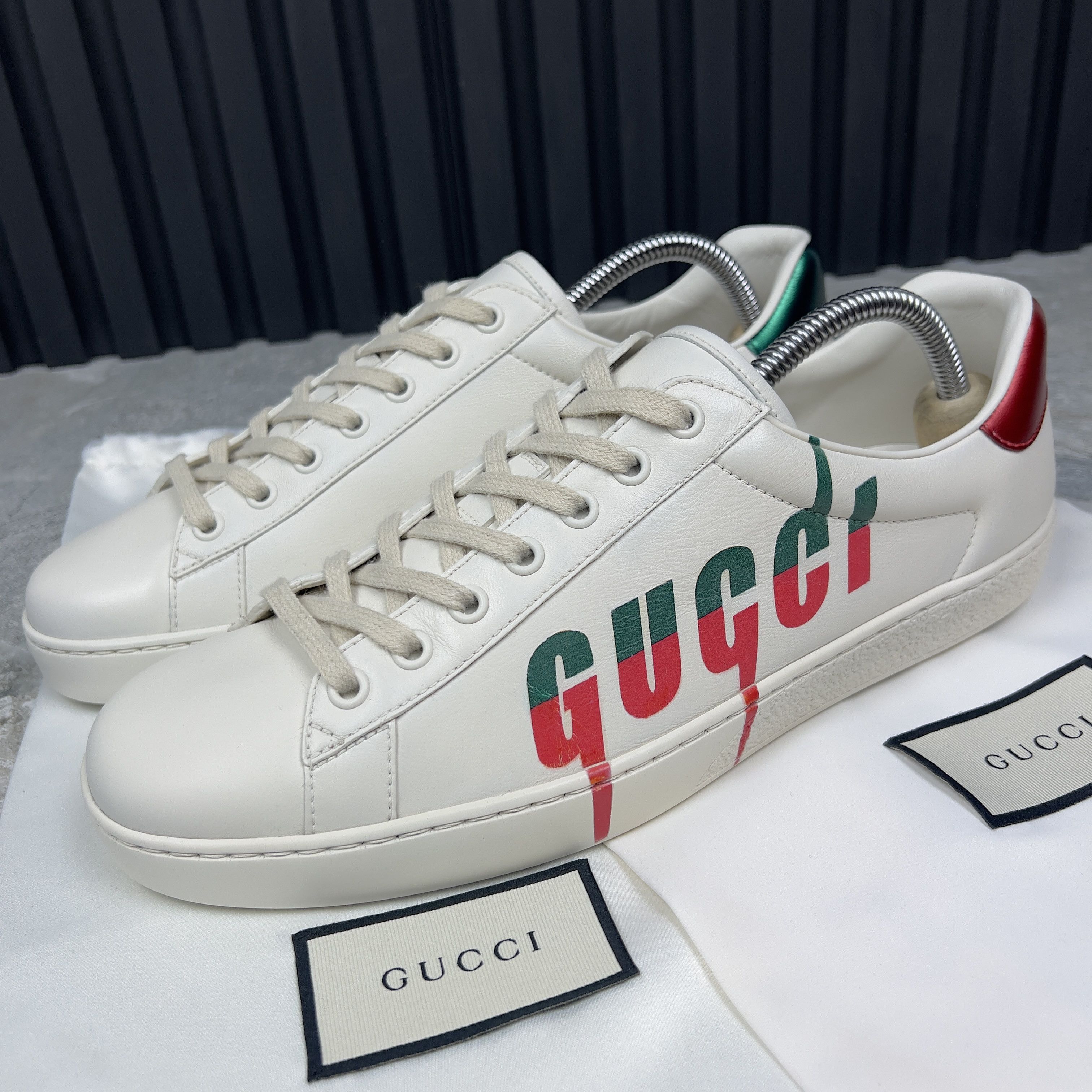 Gucci Gucci Ace Low Top Sneakers Leather Red Green Logo Size US 8.5 / EU 41-42 - 1 Thumbnail