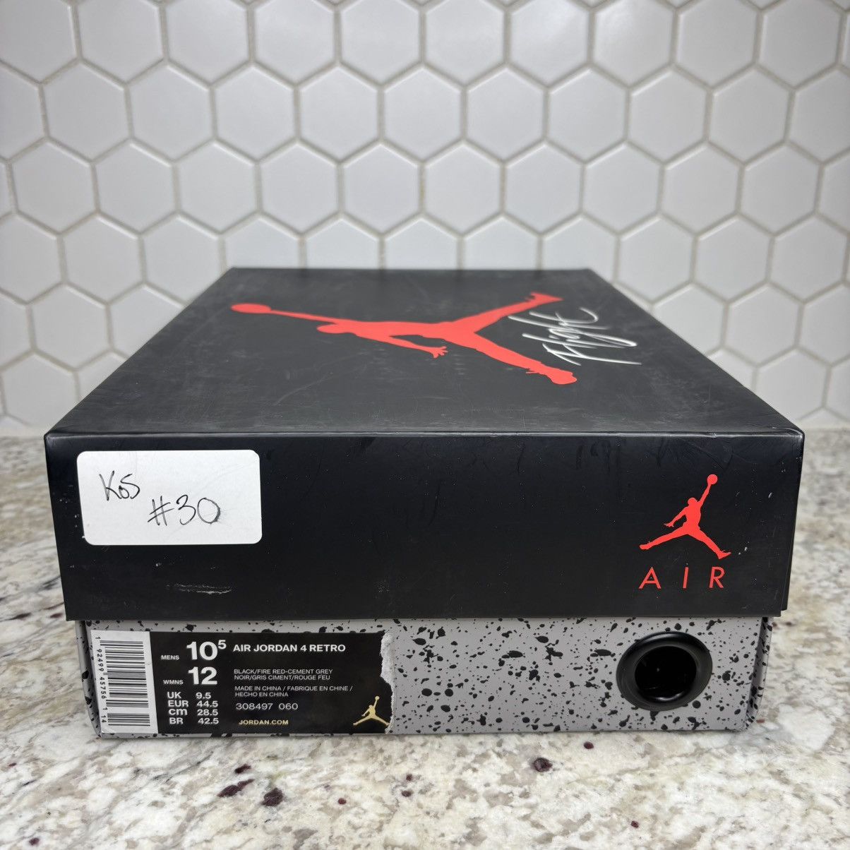 Jordan Brand Size 10.5 - Jordan 4 Retro OG Bred 2019 WORN 2-3x W/Box Size US 10.5 / EU 43-44 - 15 Thumbnail