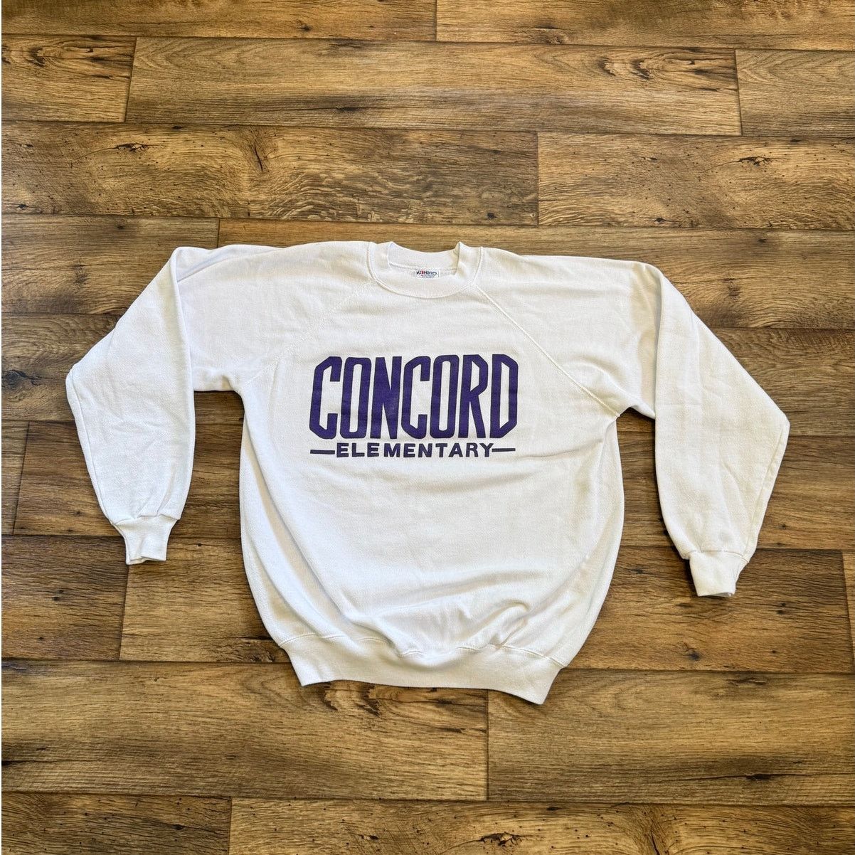 Hanes Vintage 80s Hanes Concord Elementary White Crewneck Size US XL / EU 56 / 4 - 1 Thumbnail