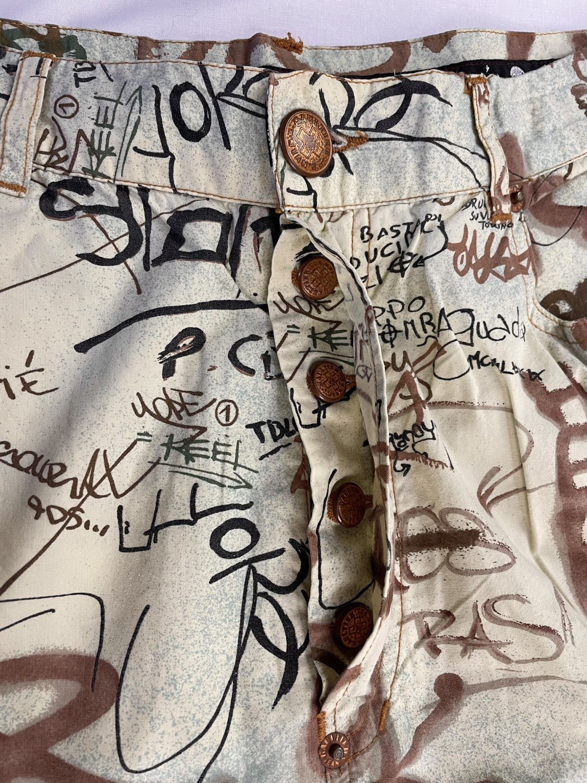 Jean Paul Gaultier SS1994 Jean Paul Gaultier Graffiti Print Pants Vintage Size 27" / US 4 / IT 40 - 7 Thumbnail
