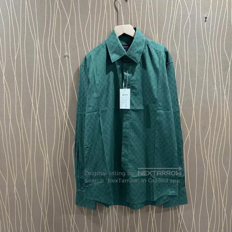 Louis Vuitton Louis Vuitton Green Cotton Men's Shirt . Size US L / EU 52-54 / 3 - 1 Thumbnail