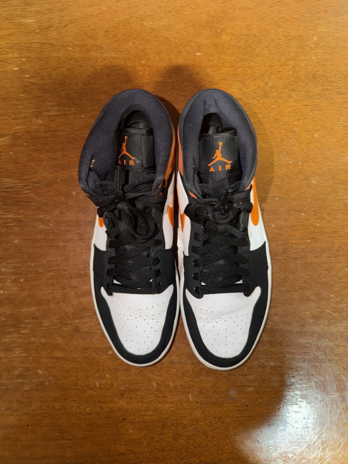 Nike Air Jordan 1 Mid Shattered Backboard size 11 Size US 11 / EU 44 - 3 Thumbnail