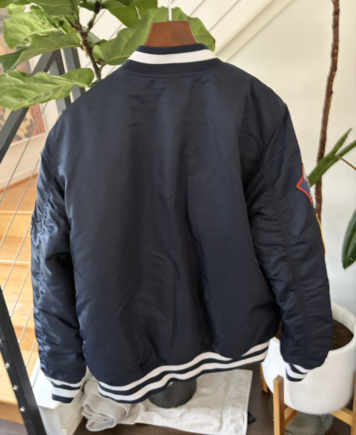 Alpha Industries × New Era Alpha Industries x New Era Astros MA-1 Bomber Jacket - XL Size US XL / EU 56 / 4 - 2 Thumbnail