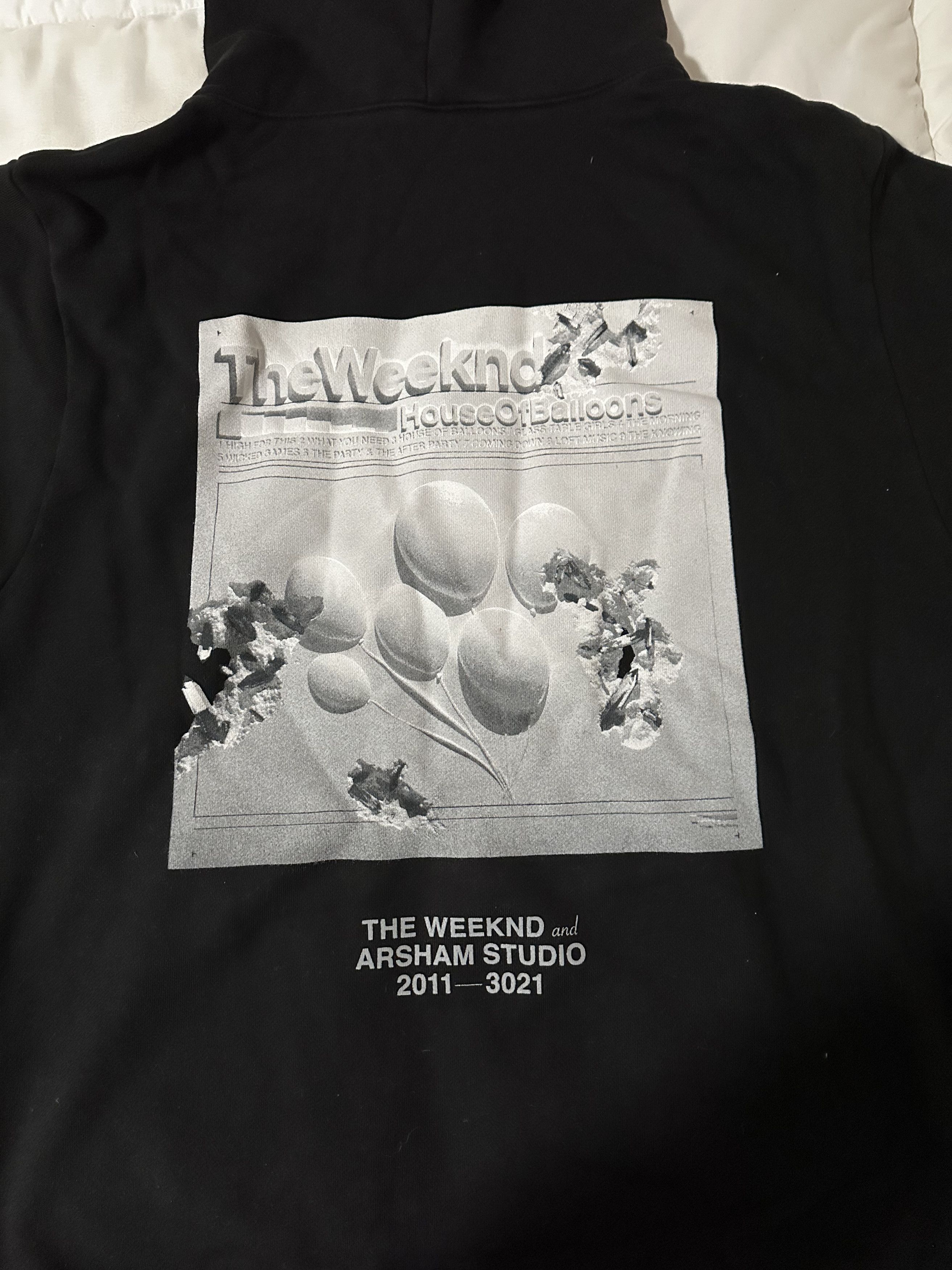 XO DANIEL ARSHAM X THE WEEKND HOUSE OF BALLOONS HOODIE Size US L / EU 52-54 / 3 - 2 Thumbnail