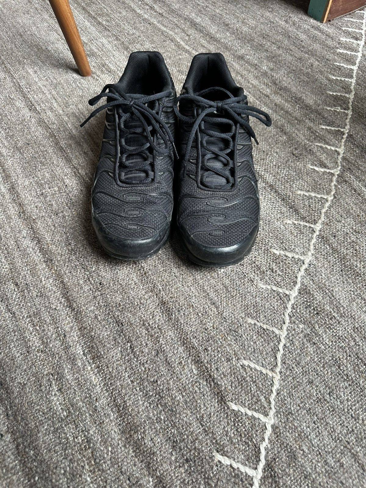 Nike Nike AirMax Plus Size US 11 / EU 44 - 2 Thumbnail