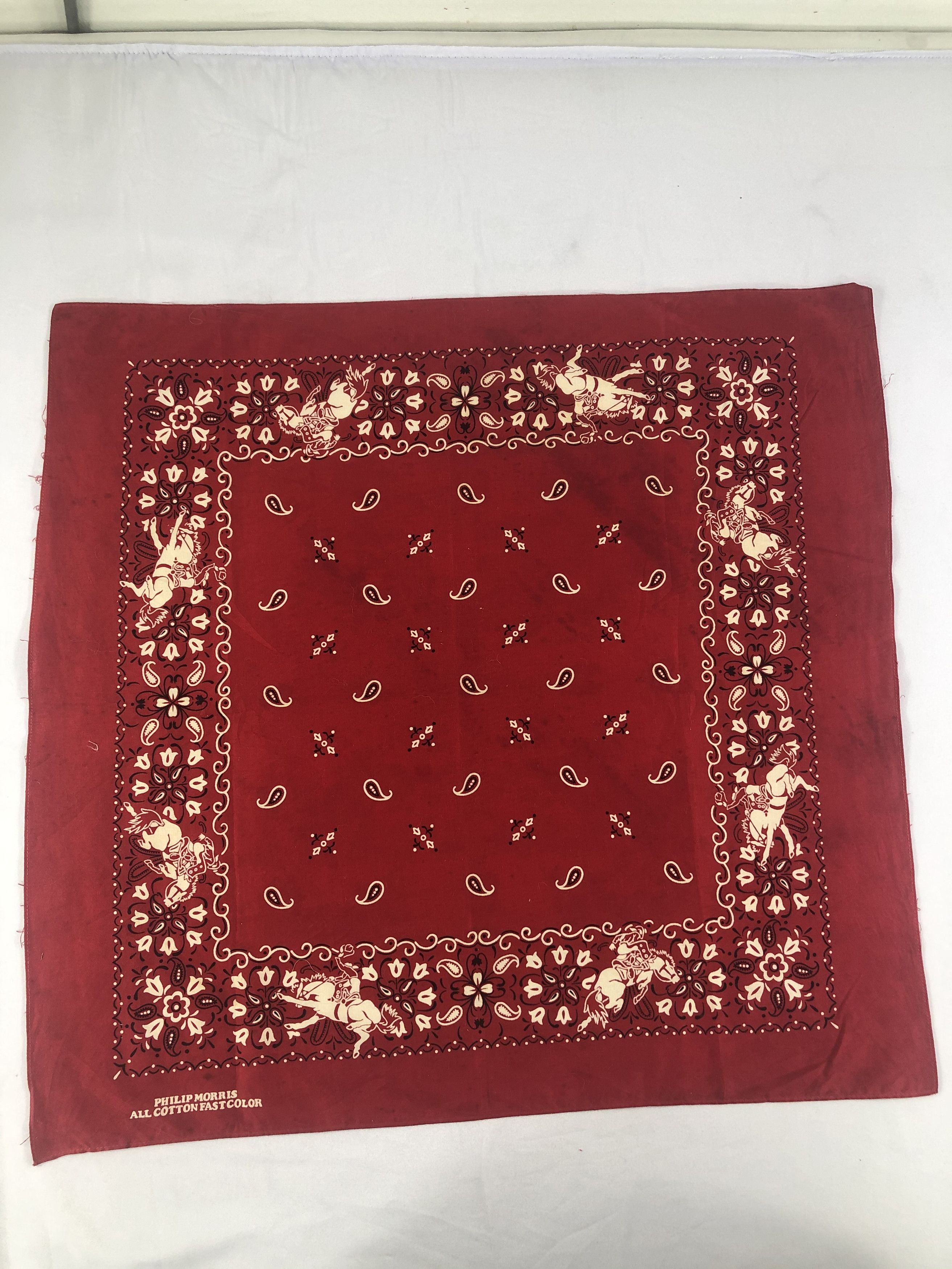 Vintage Philip Morris Paislee Handkerchief / Bandana / Neckerchief Size ONE SIZE - 3 Thumbnail