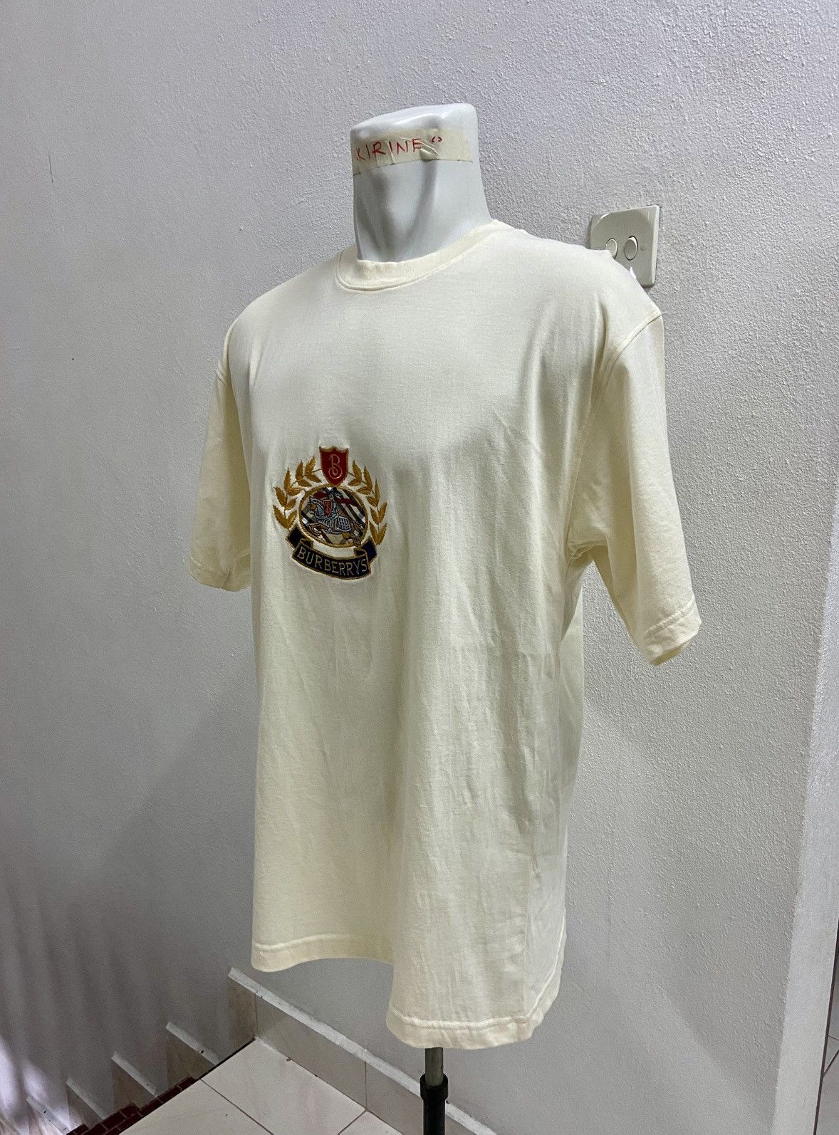 Burberry VINTAGE BURBERRY LONDON TEE Size US XL / EU 56 / 4 - 5 Thumbnail