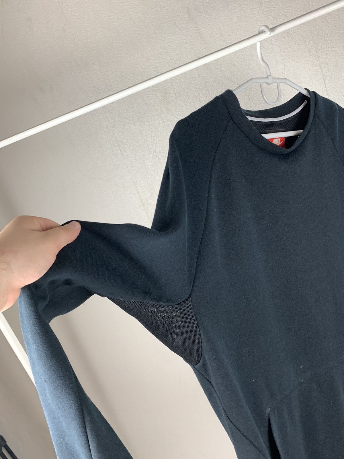 Nike Nike Tech Fleece Black Sweatshirt Size L Size US L / EU 52-54 / 3 - 8 Thumbnail