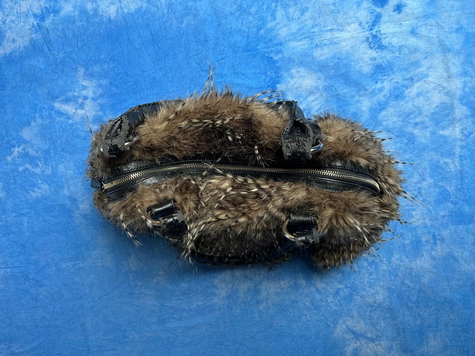 Vintage Vintage 00s Japan Style Faux Fur City Bag Avant Garde y2k Size ONE SIZE - 3 Thumbnail