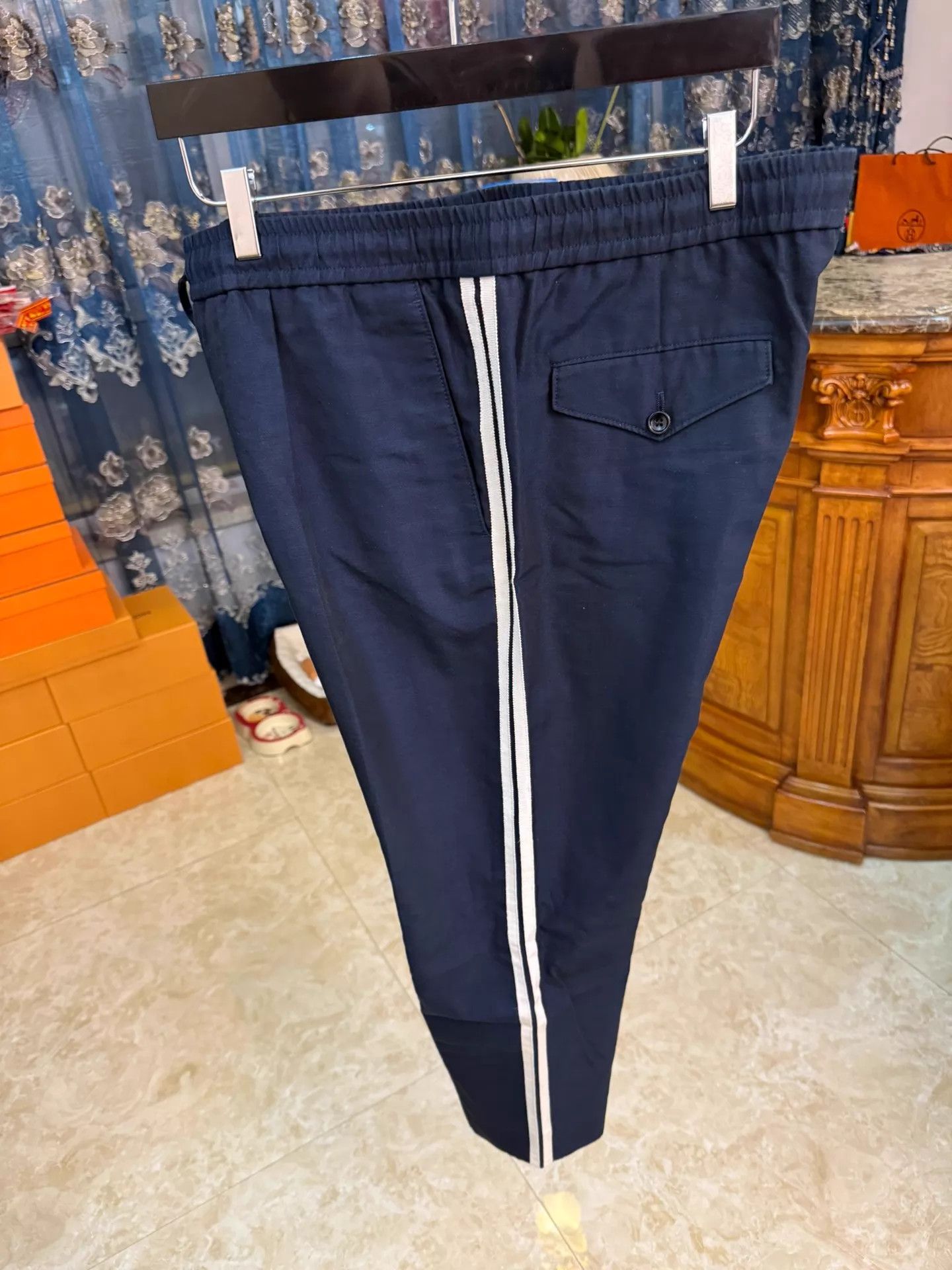 Gucci Gucci Navy Elastic Waist Drawstring Pants 48 (Lightly Worn) Size US 32 / EU 48 - 3 Thumbnail