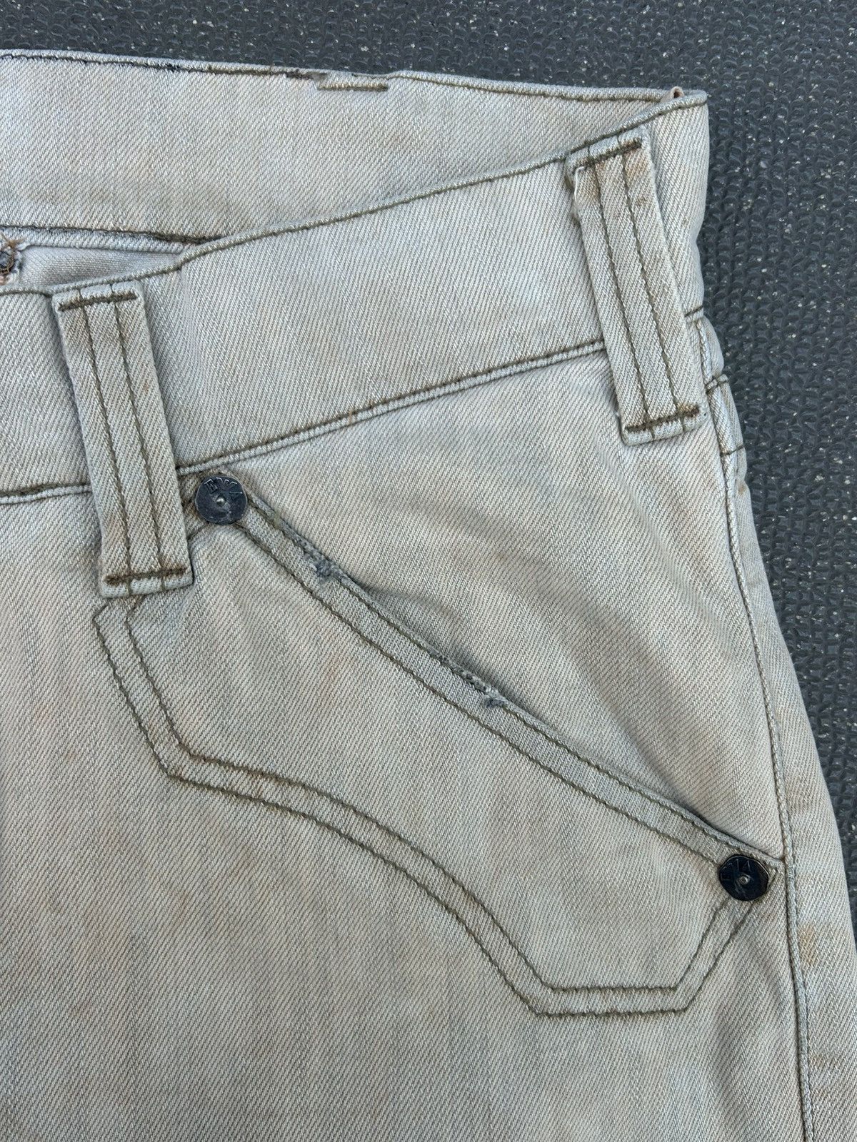 Emporio Armani Emporio Armani distressed super baggy faded tea denim pants Size US 31 - 3 Thumbnail