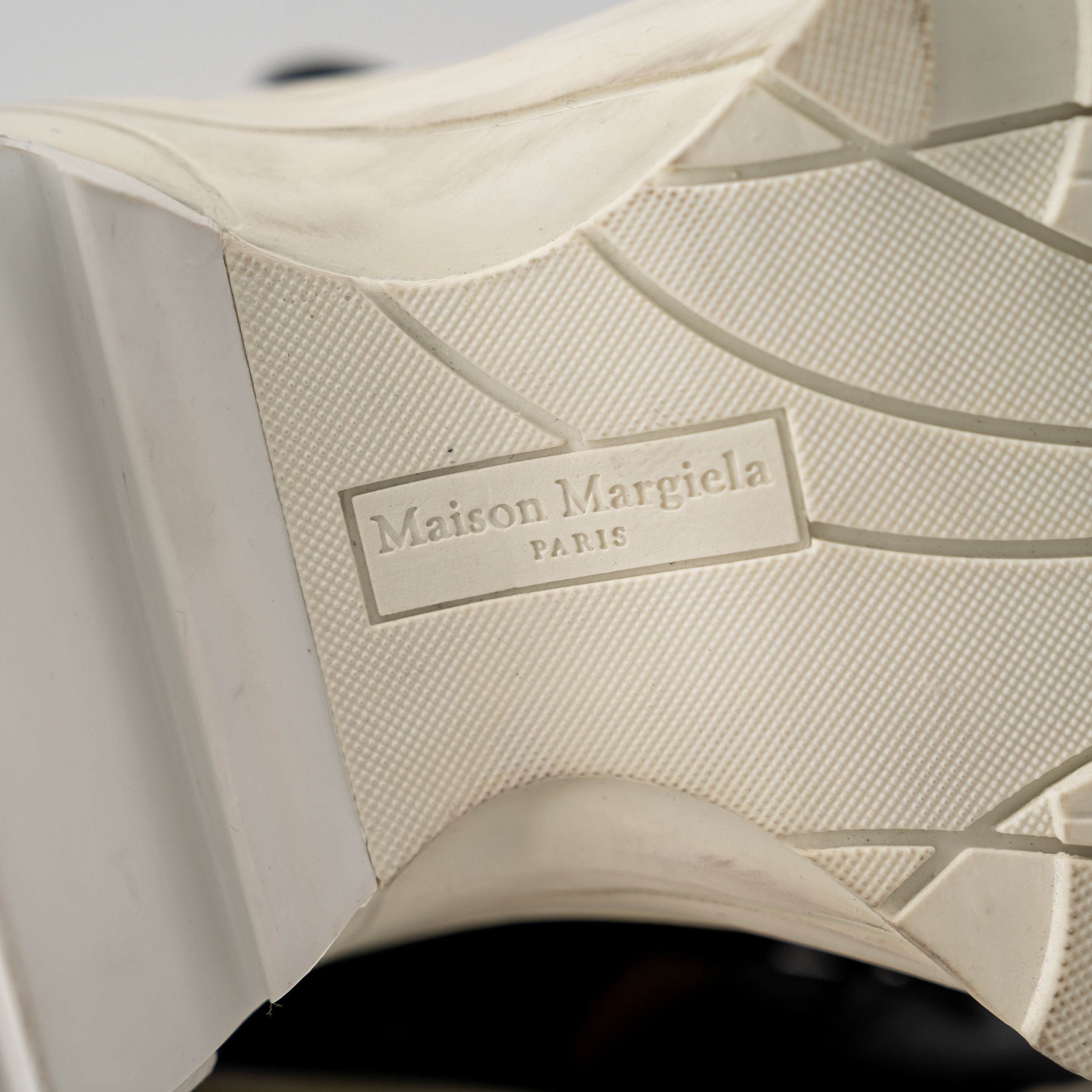 Maison Margiela 40 MM6 Maison Margiela Sneakers Black Retro Fit Black Size US 7 / EU 40 - 6 Thumbnail