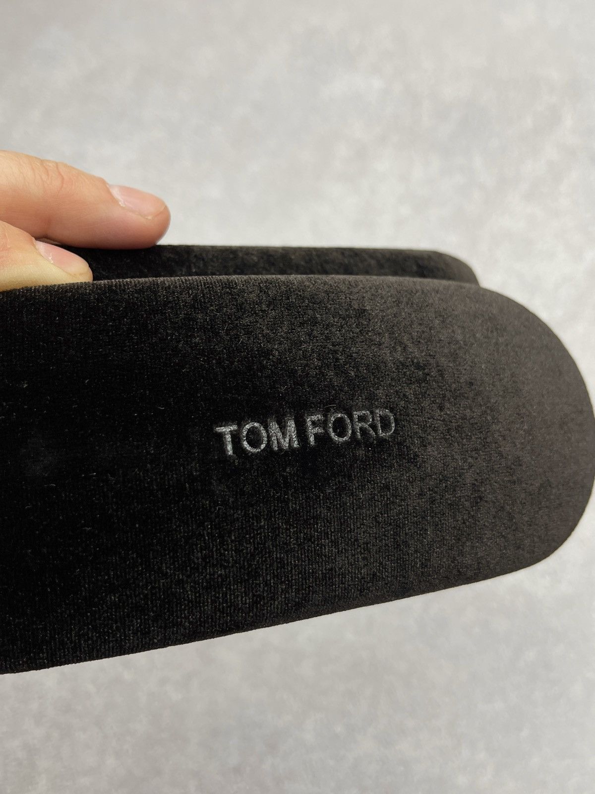 Tom Ford Tom Ford Velvet Case Sunglasses Brown Designer Size ONE SIZE - 4 Thumbnail