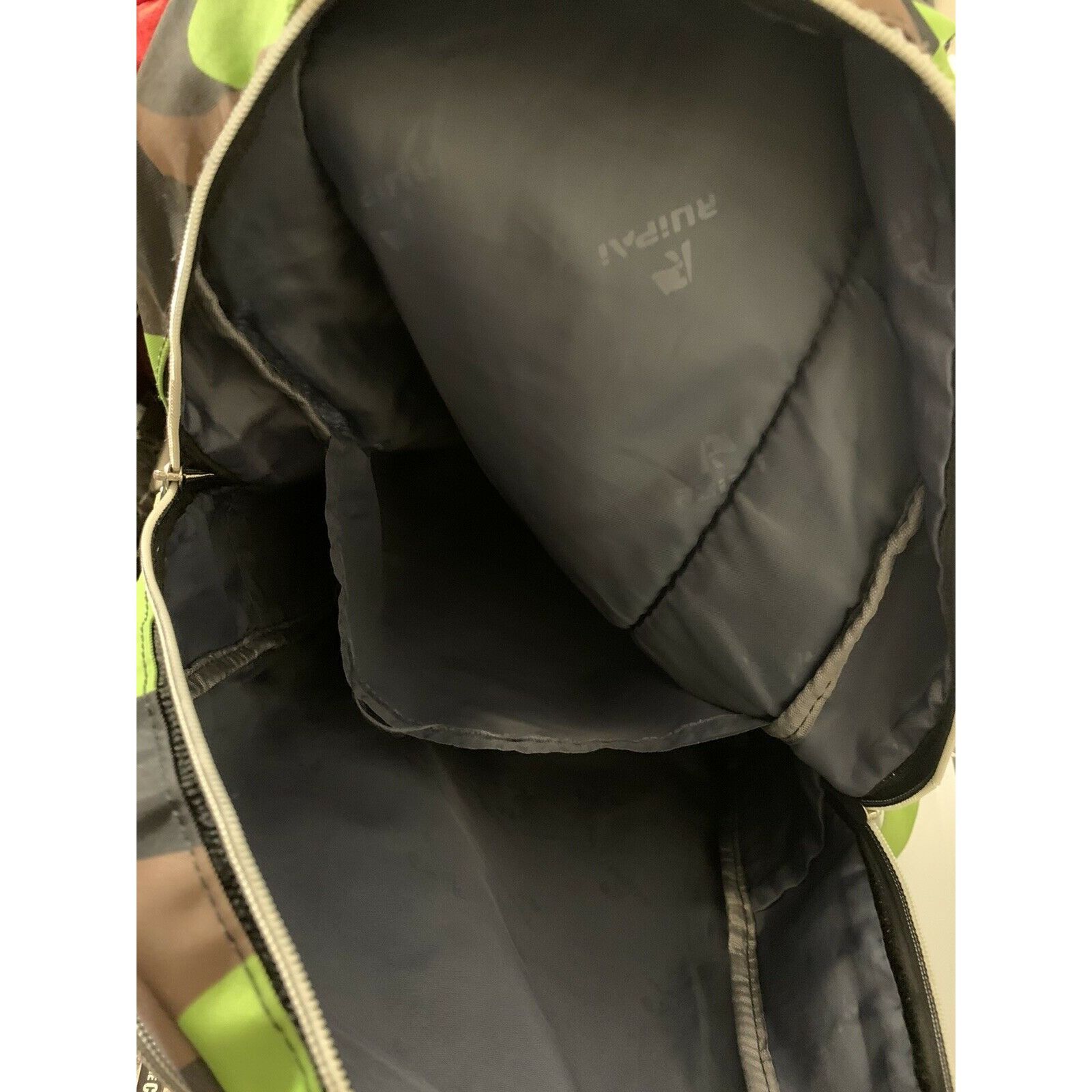 Other RRUIPAI Green-Brown Green CAMOUFLAGE STYLE School Backpack Size ONE SIZE - 4 Thumbnail