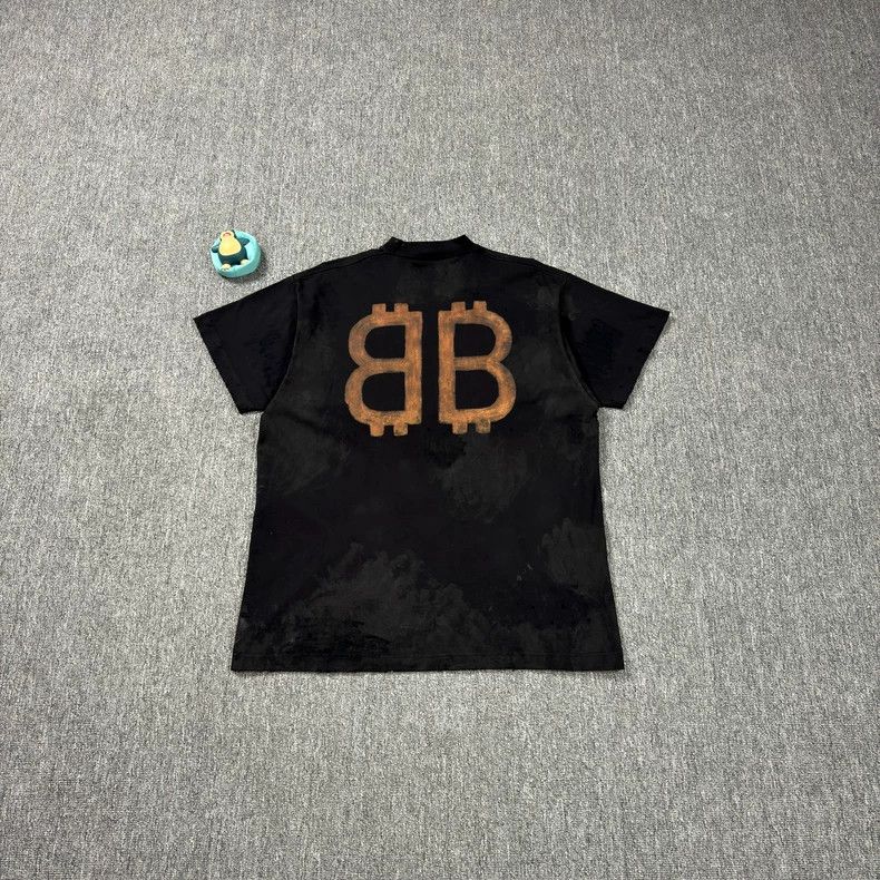 Balenciaga Balenciaga Black Bitcoin Pattern Short Sleeve Size US S / EU 44-46 / 1 - 8 Thumbnail