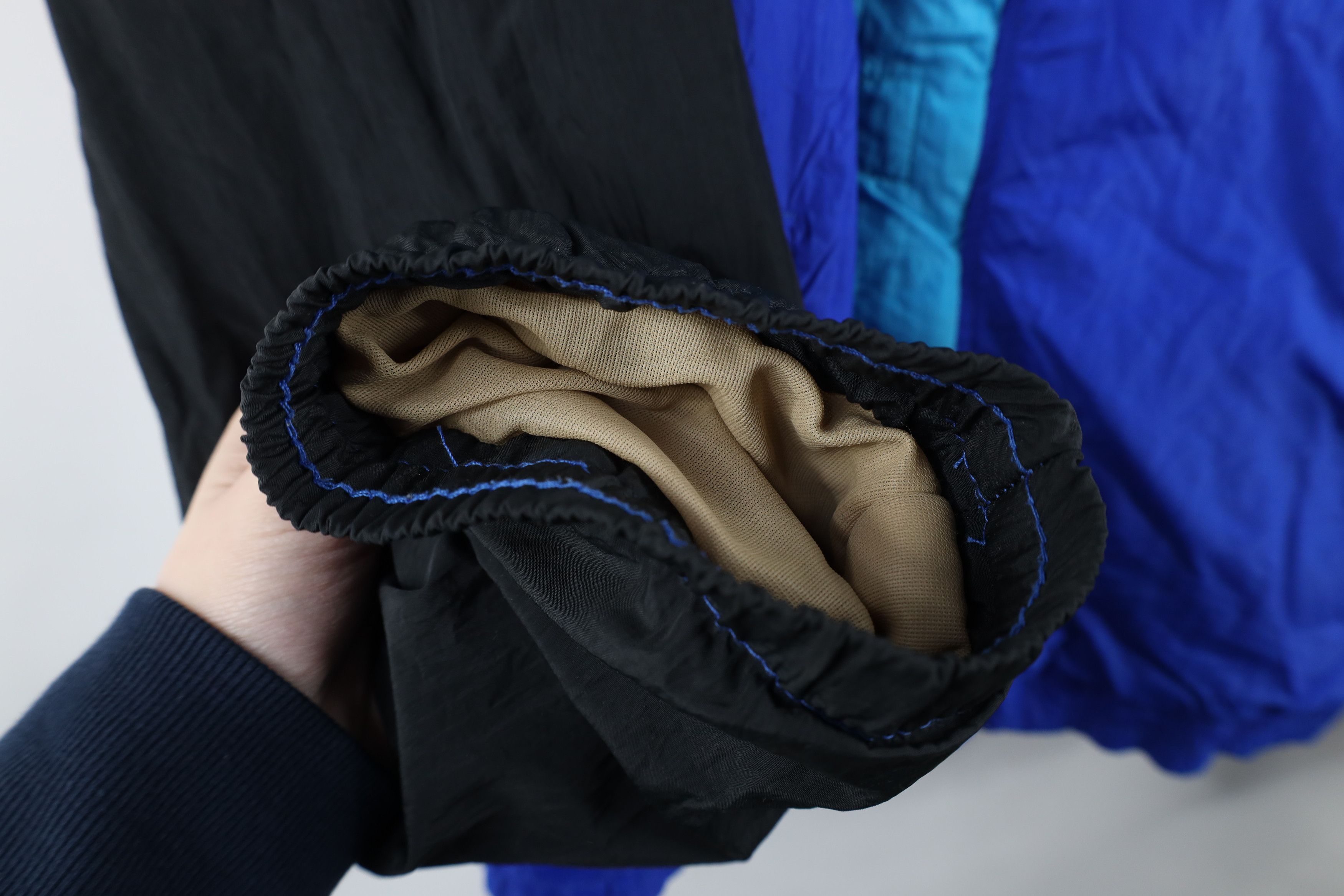 Vintage Vintage 90s Spalding Basketball Micro Puffer Jacket USA Size US XL / EU 56 / 4 - 7 Thumbnail