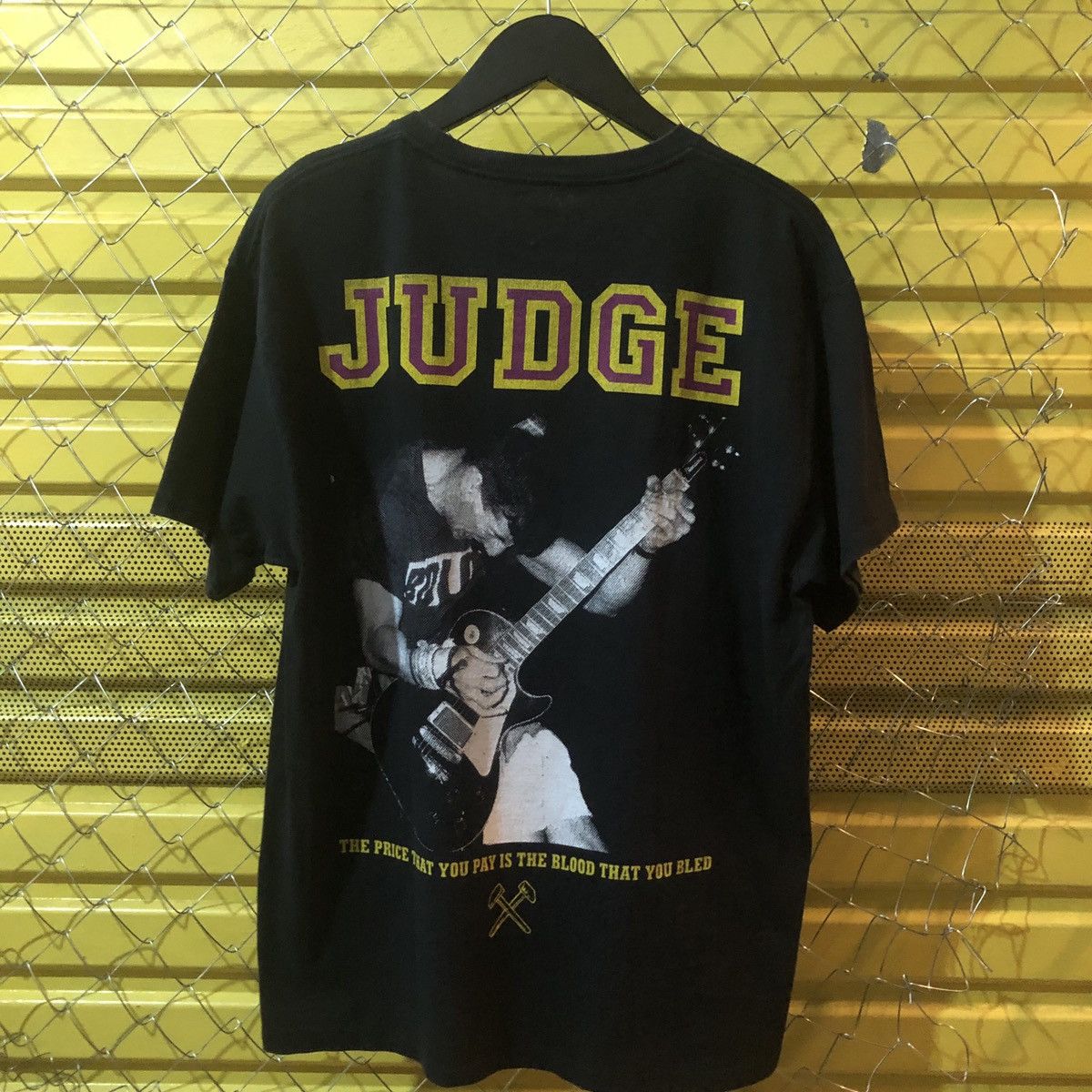 Band Tees Judge The price that you pay is the blood that you bled Size US L / EU 52-54 / 3 - 1 Thumbnail