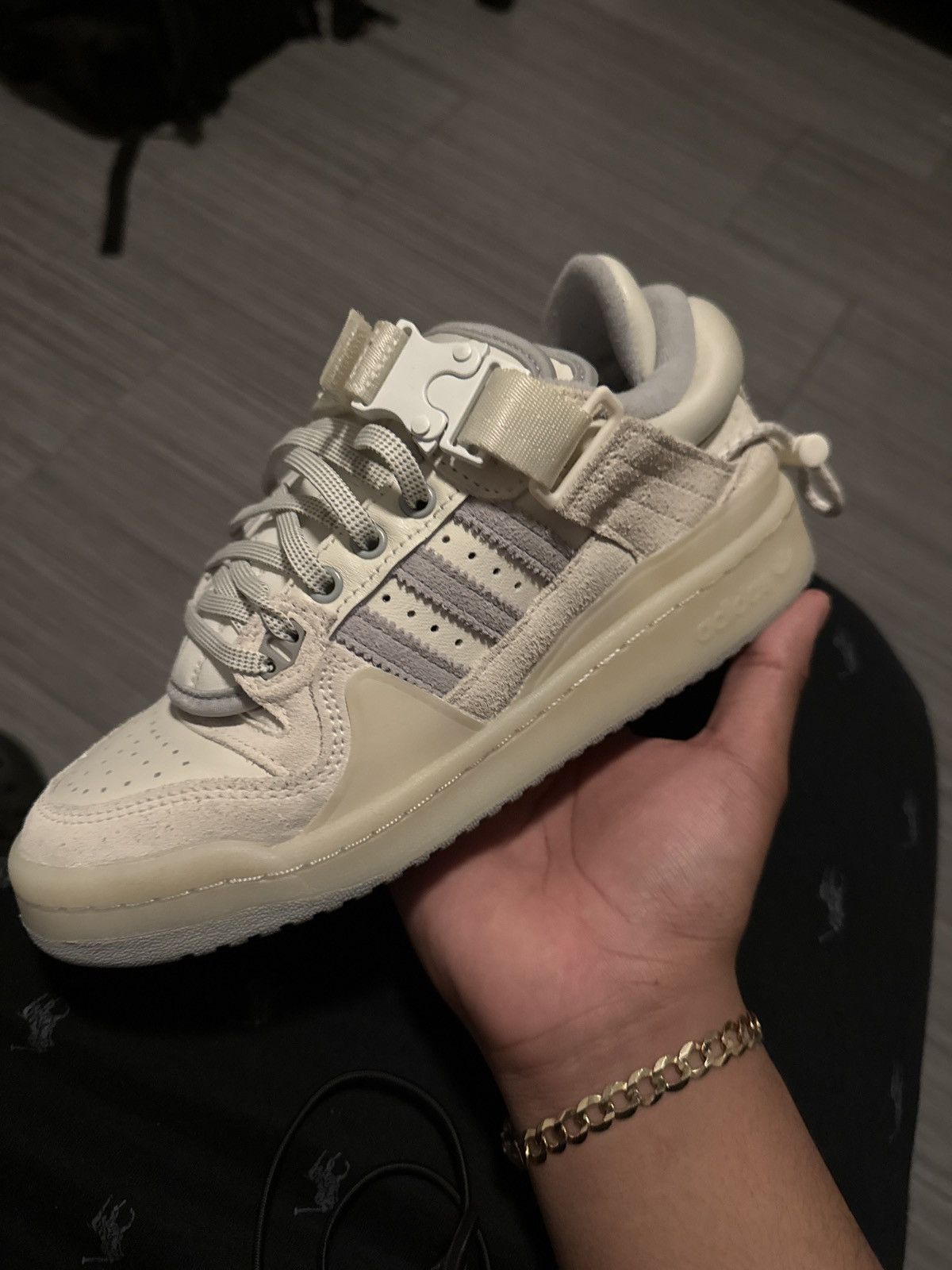 Adidas Adidas Forum Buckle low/ Bad Bunny Last Forum Size US 5 / EU 37 - 1 Thumbnail
