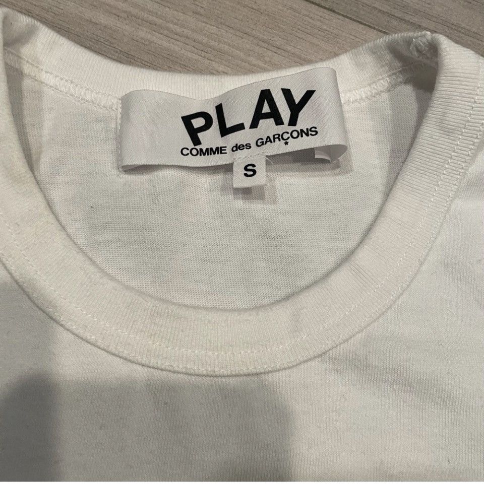 Comme des Garcons Comme des garçons play double heart t-shirt small Size US S / EU 44-46 / 1 - 4 Thumbnail