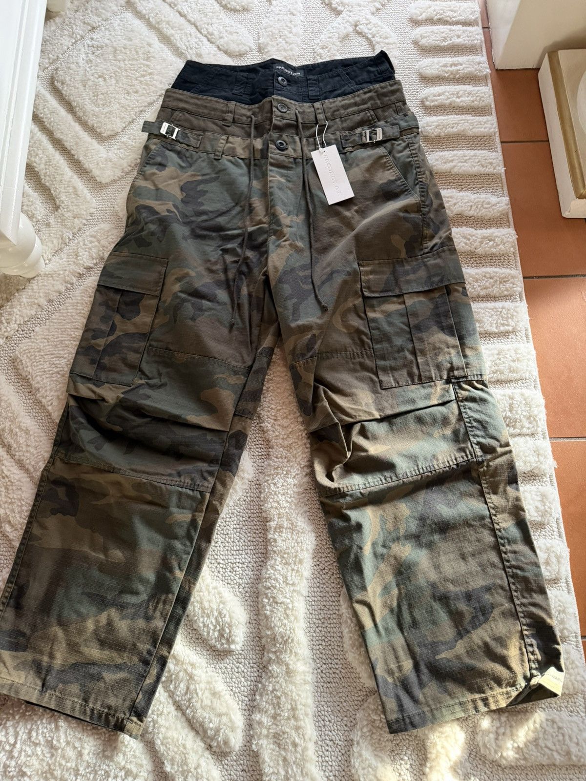 PROJECT G/R PROJECT G/R 3 LAYERD CARGO CAMO PANTS Size US 33 - 4 Thumbnail