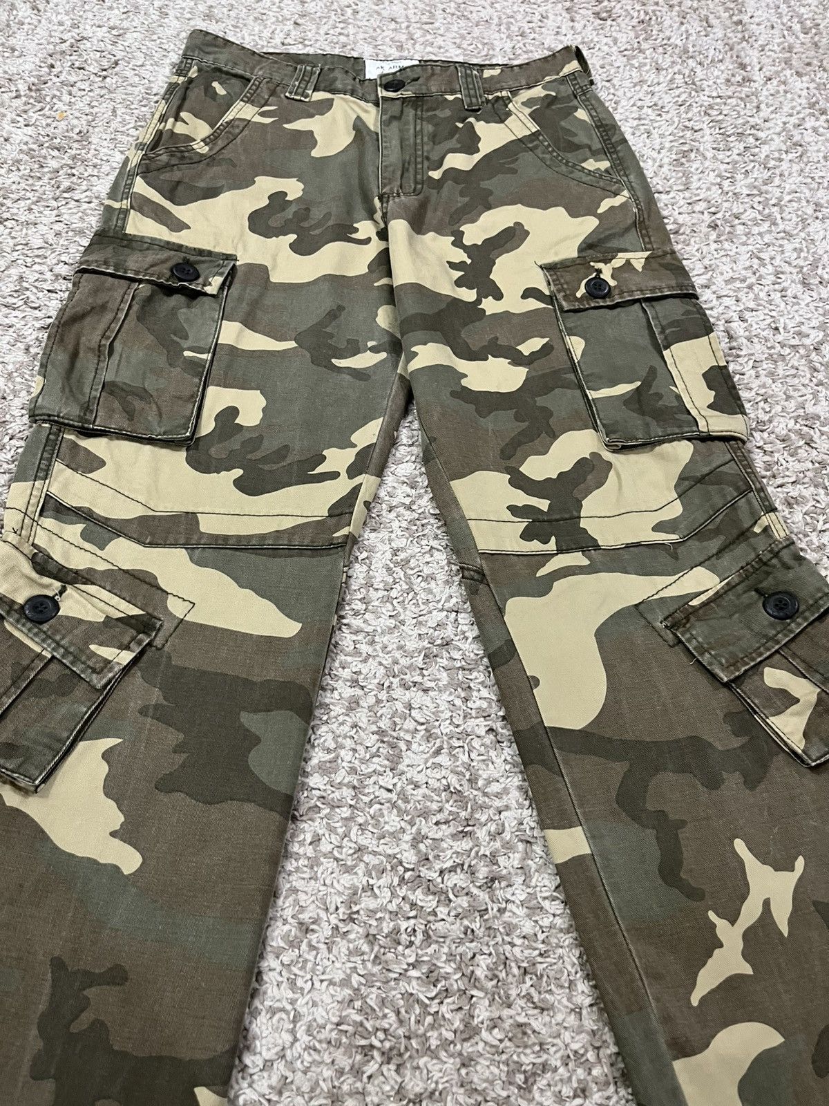 If Six Was Nine AK Army Camo Cargo Pants – 6 Pocket Military Style – Size 33 Size US 33 - 2 Thumbnail