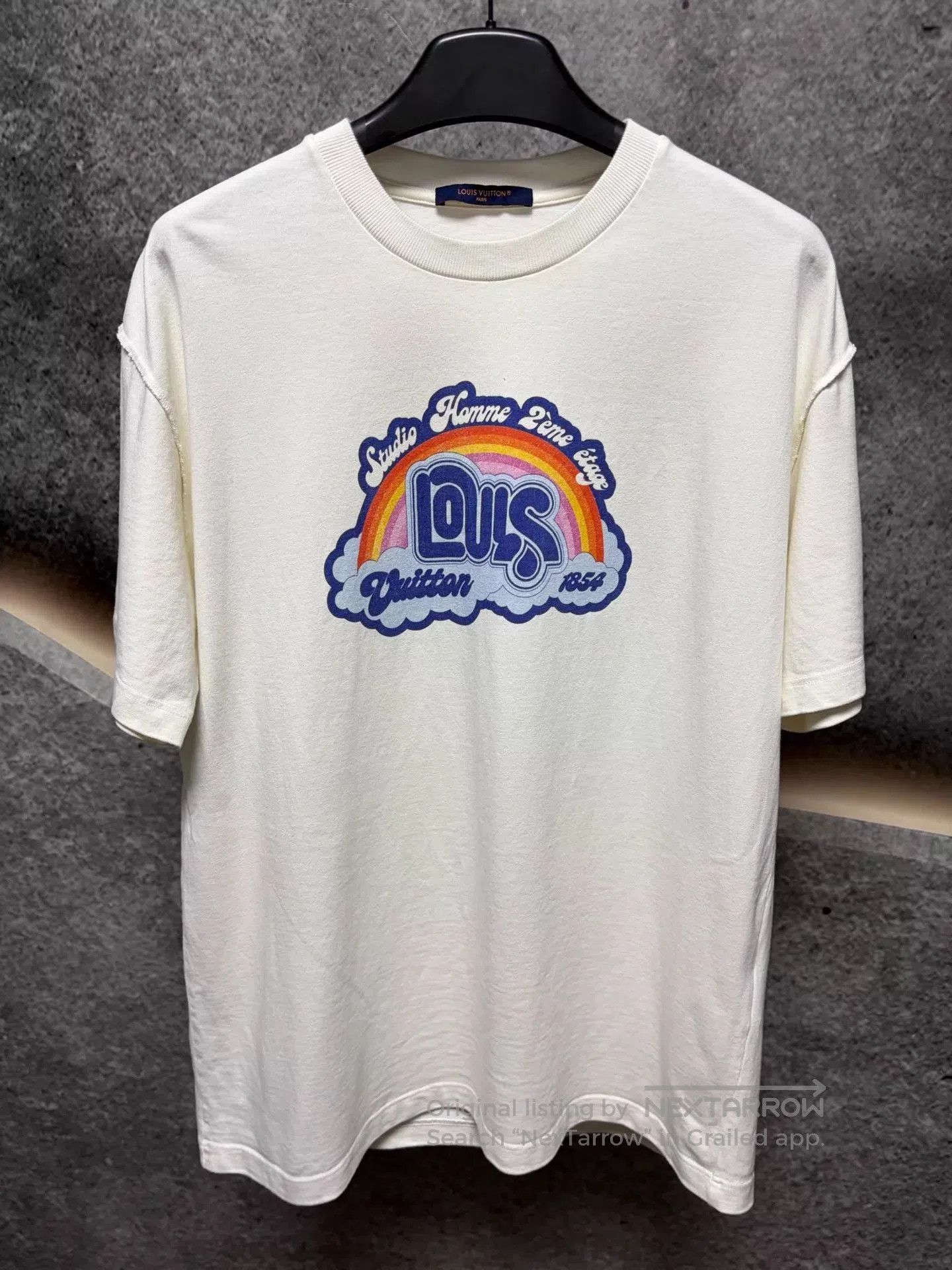 Louis Vuitton White Short-Sleeve Graphic T-Shirt. Size US L / EU 52-54 / 3 - 1 Thumbnail