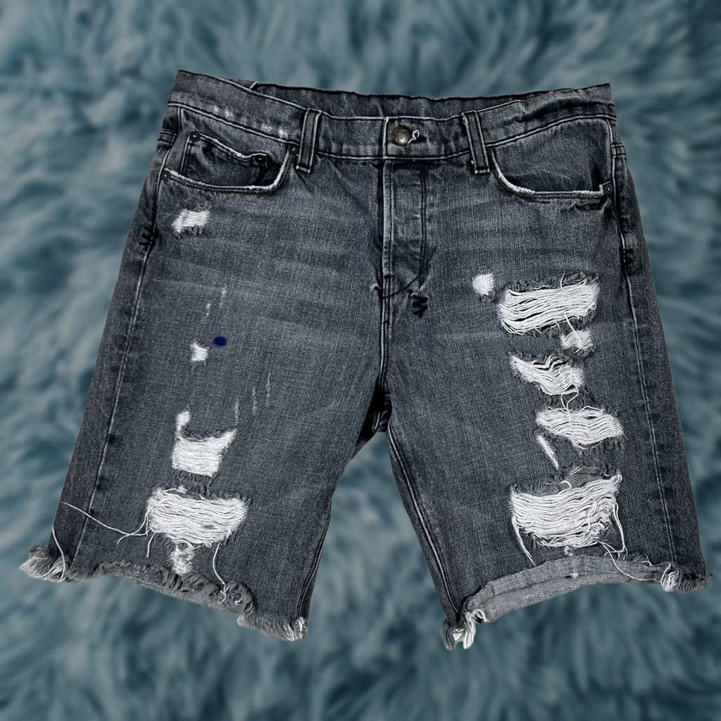 Ksubi Ksubi Chitch Boneyard Distressed Denim Jean Shorts 32 Knee Holes Men Jeans Blue Denim Beltsable 32 Mens Distressed Pattern Keywords Size US 32 / EU 48 - 1 Thumbnail
