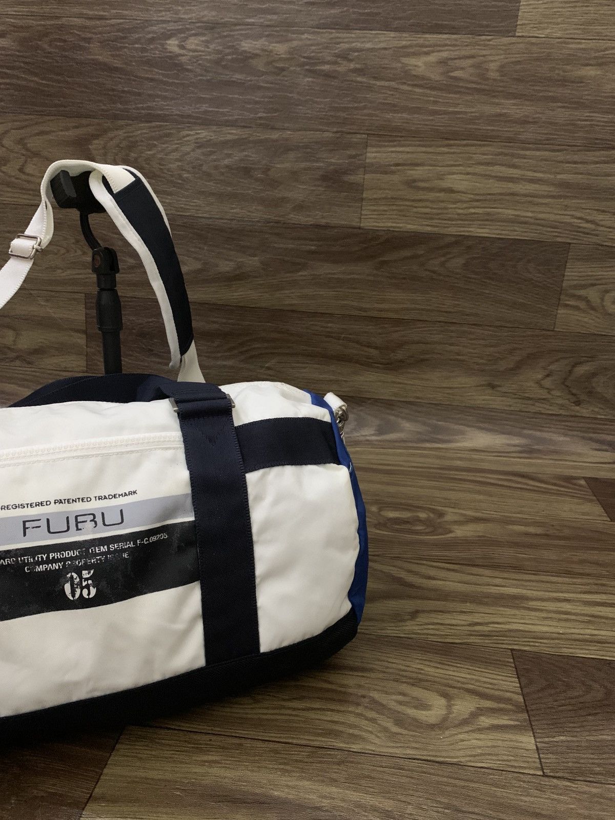 Fubu Duffle Bag FUBU Vintage Size ONE SIZE - 1 Thumbnail