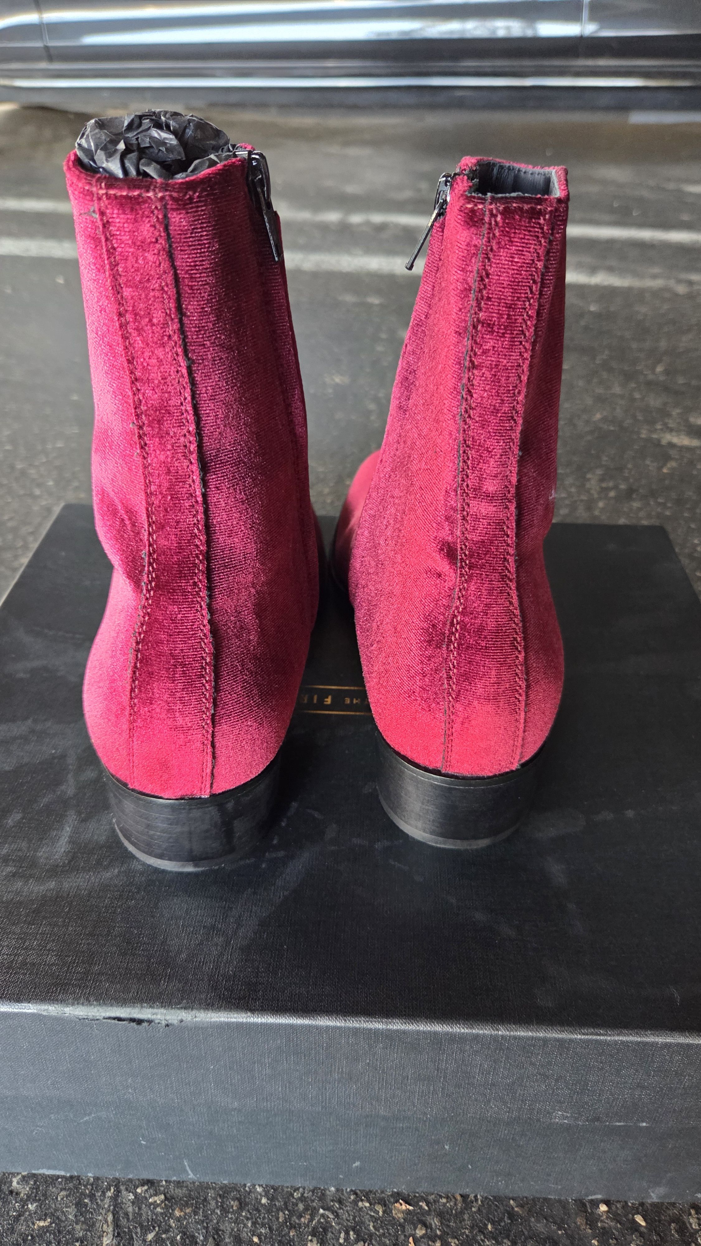 From The First From the First Red Lucas velvet chelsea boots 41 Size US 8 / EU 41 - 6 Thumbnail