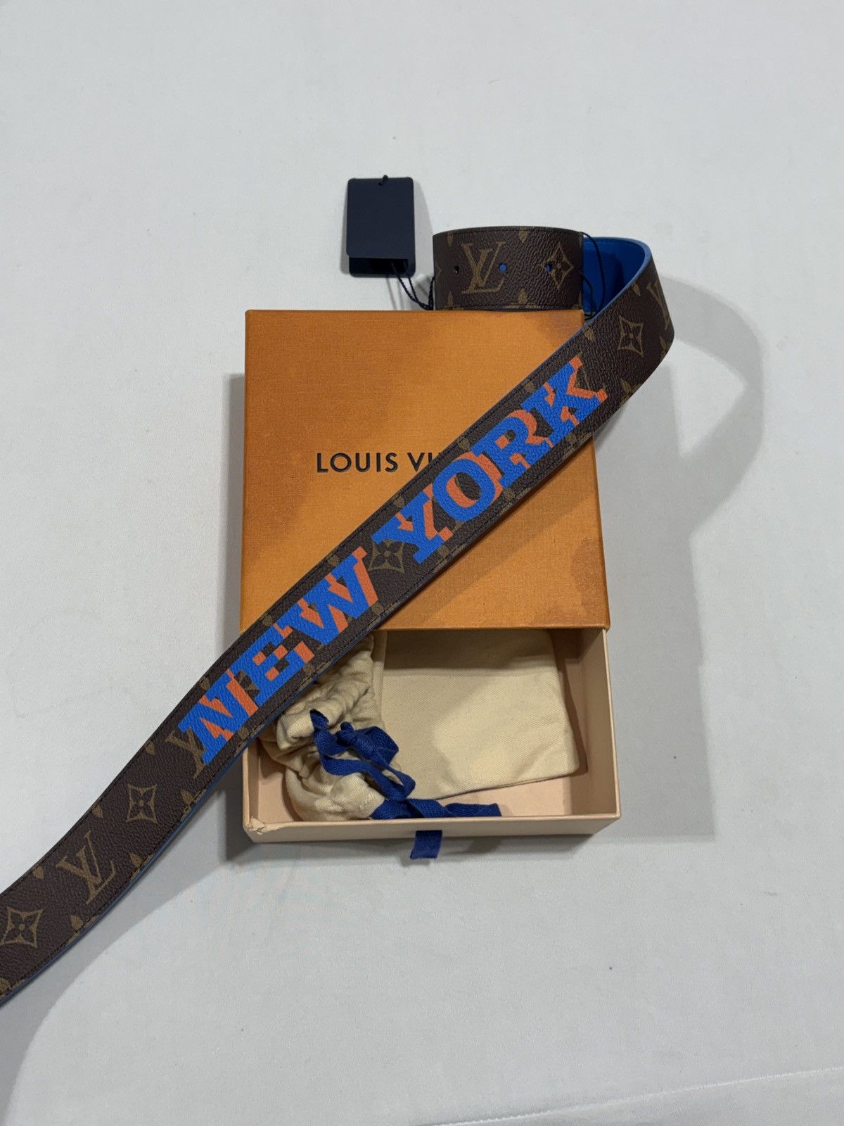 Louis Vuitton × NBA Louis Vuitton Virgil Abloh Pyramide Cities New York Belts Size 36 - 6 Thumbnail