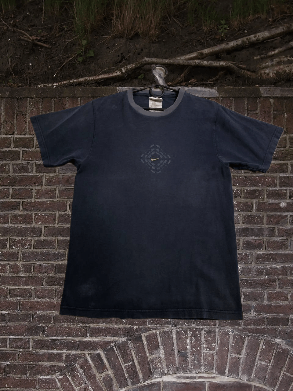 Nike Mens Vintage Nike T Shirt Size US S / EU 44-46 / 1 - 1 Thumbnail