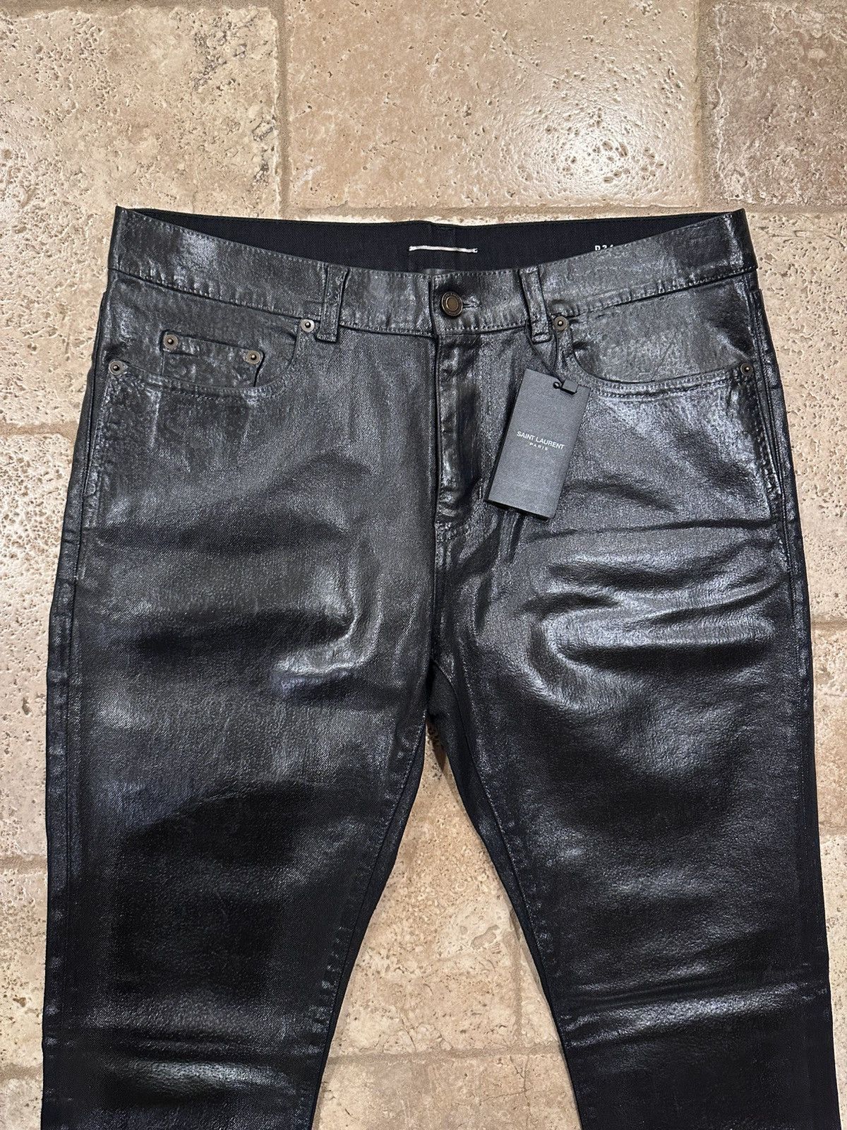 Saint Laurent Paris Saint Laurent Paris 2020 D24 Oil Coated Black Denim Size US 34 / EU 50 - 3 Thumbnail