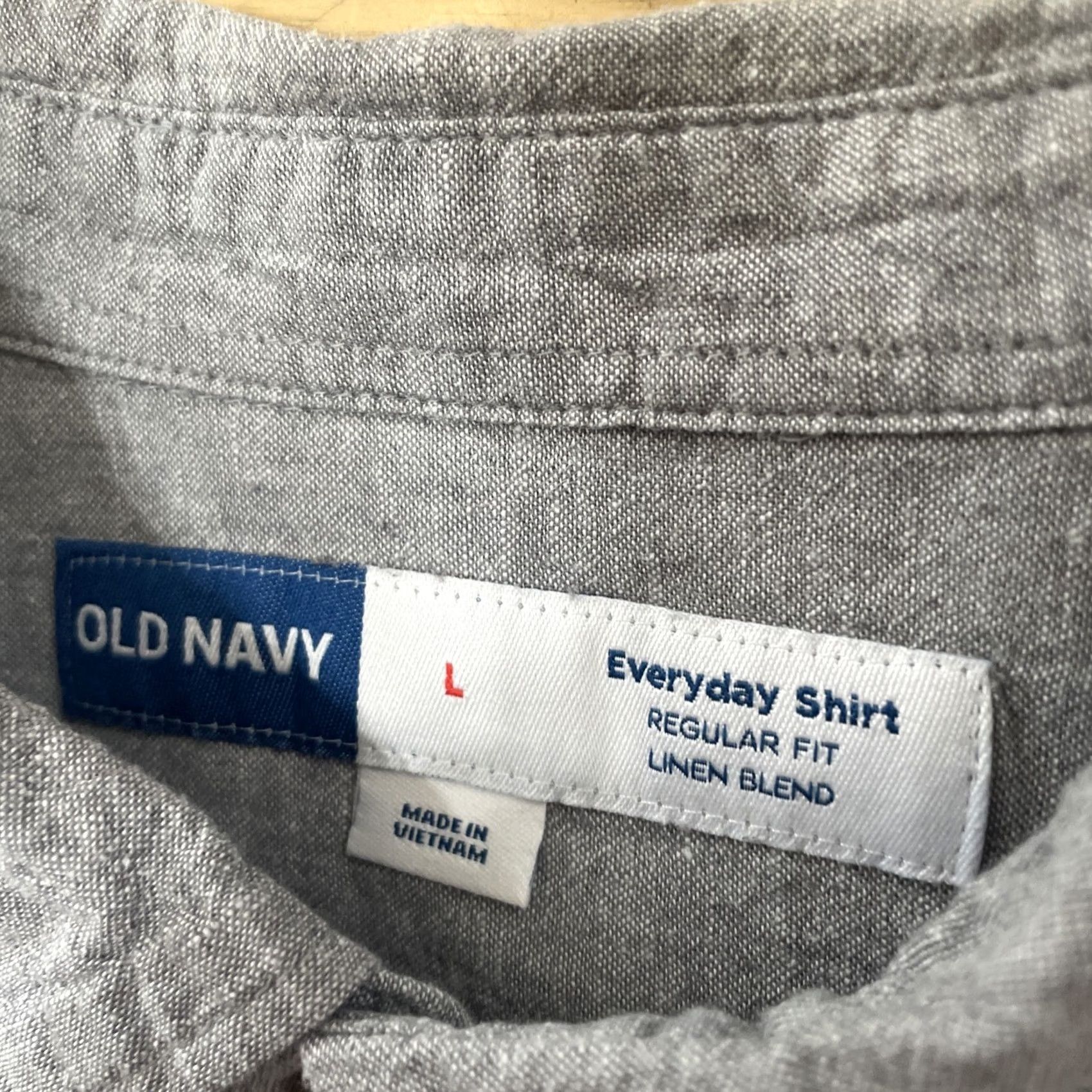 Old Navy VINTAGE OLD NAVY Button Shirt Men L Linen Everyday Shirt Light Gray Nautical Preppy 44" Mens Regular Long Sleeve Collared Shirt Size US L / EU 52-54 / 3 - 5 Thumbnail