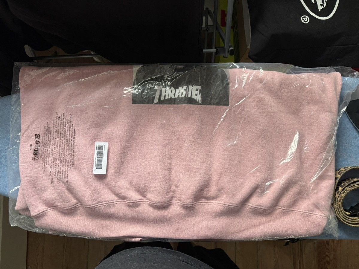 Supreme × Thrasher Harold Hunter (SS24) Crewneck Size US XXL / EU 58 / 5 - 2 Thumbnail