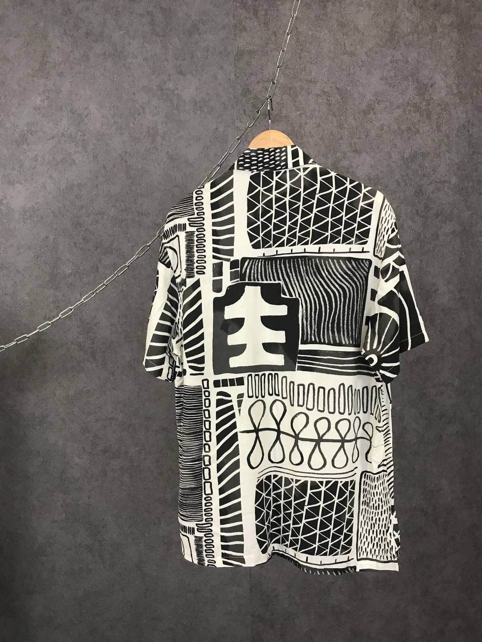 Other Bershka art crazy Hawaiian shirt Size US S / EU 44-46 / 1 - 5 Thumbnail