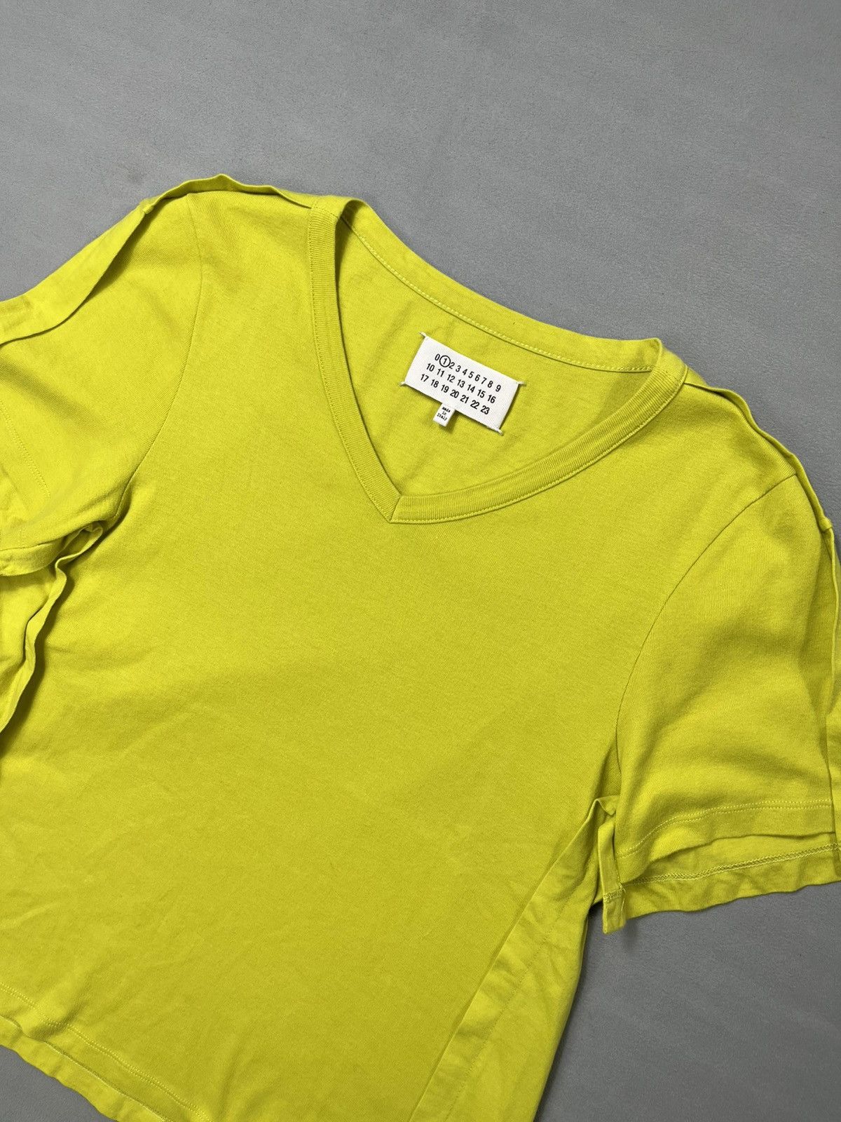 Maison Margiela Maison Margiela Line 1 FW2015 Layered Seam V-Neck T-Shirt a Size S / US 4 / IT 40 - 7 Thumbnail