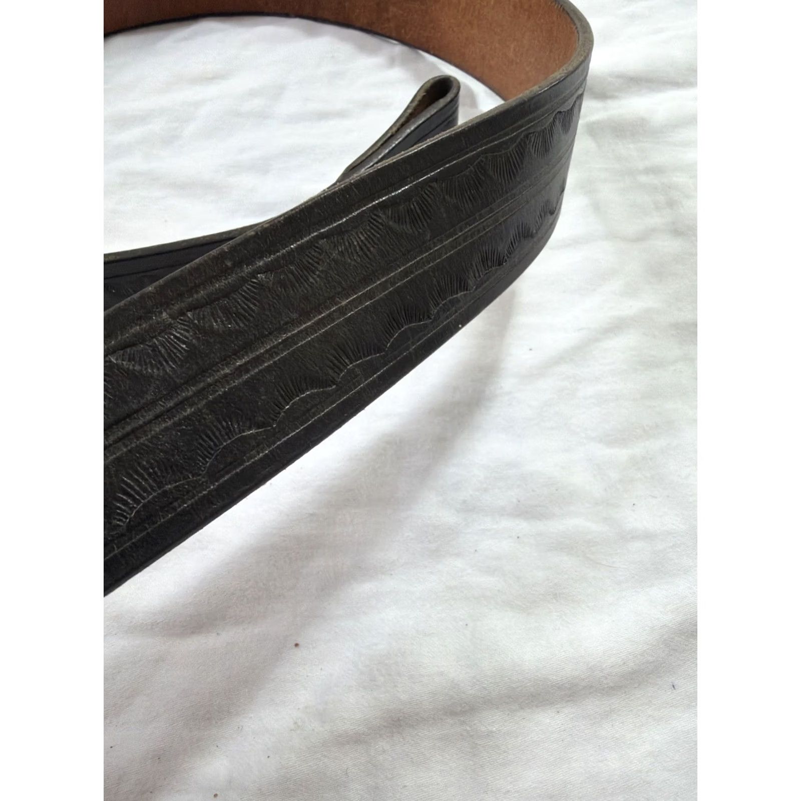 Vintage VINTAGE Bamco leather western belt embossed Men’s size 36 brown belt Western Bamco men’s leather belt embossed 36 brown western belt Mens Size 36 - 5 Thumbnail