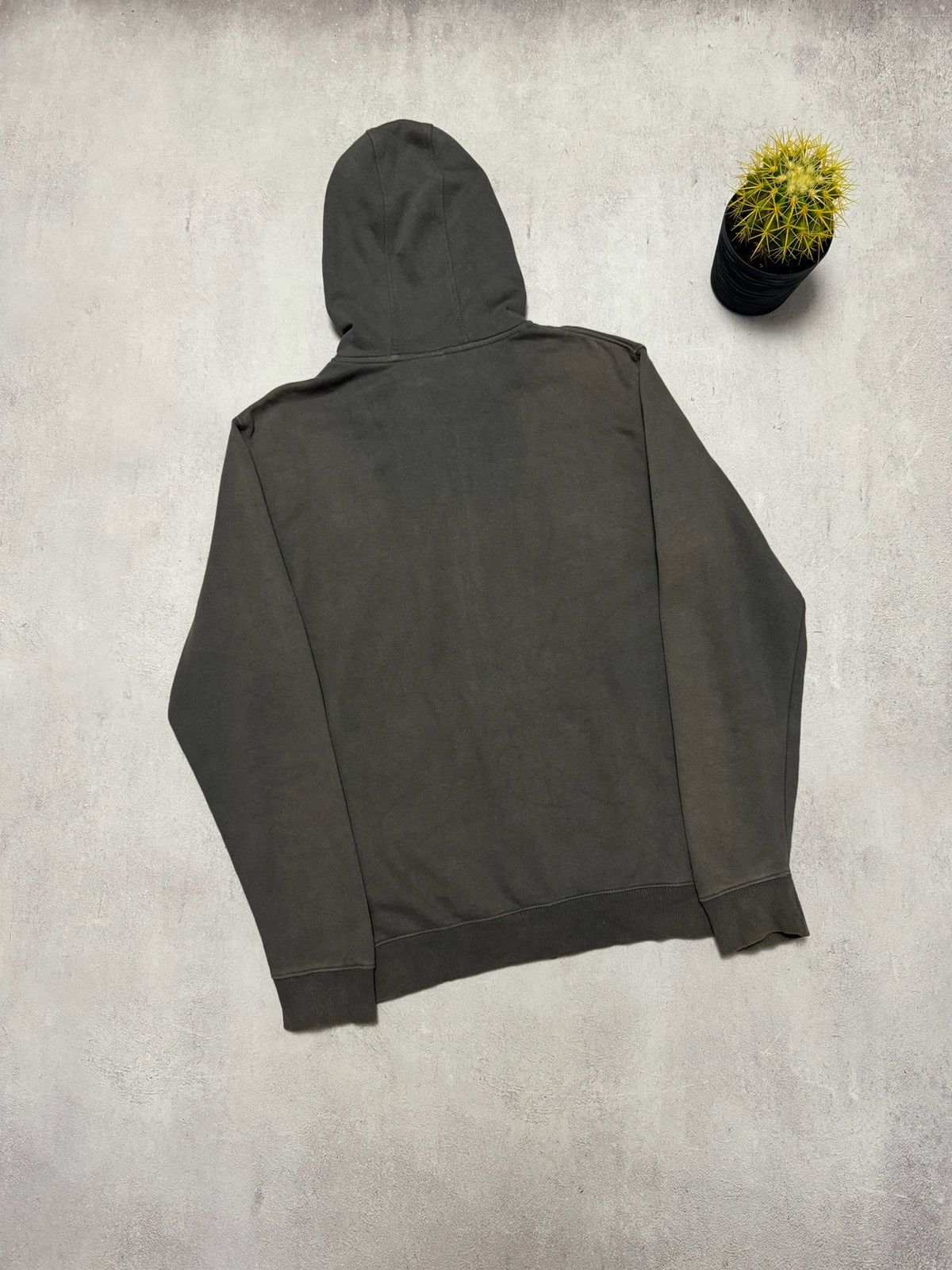 Japanese Brand × Oakley Vintage Oakley Hoodie Zip Big Logo Baggy Faded Y2K 90s Size US M / EU 48-50 / 2 - 12 Thumbnail